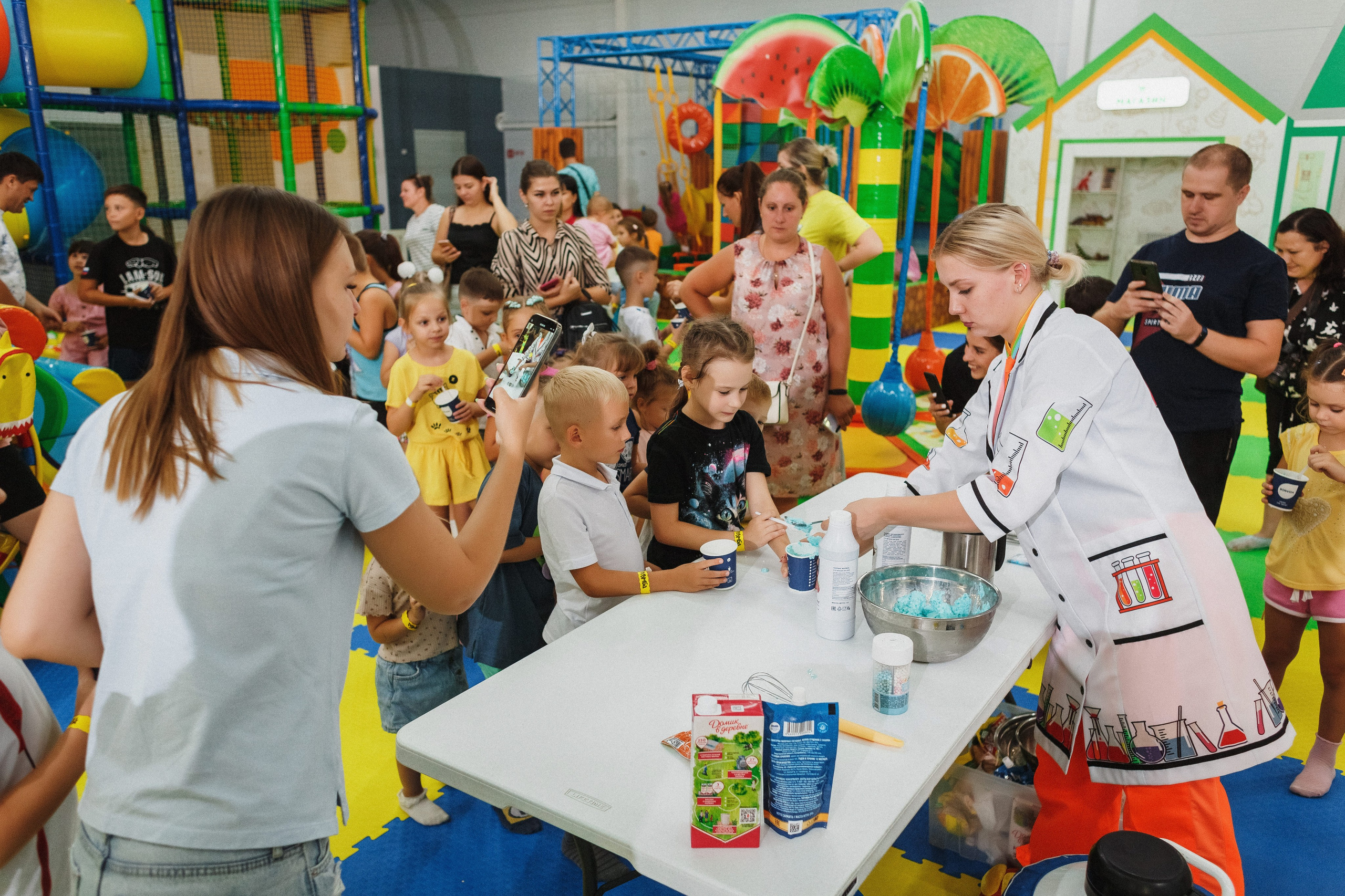 Волшебные моменты: детский праздник в игровой Клумба, Таганрог. Свадебный и семейный фотограф в Таганроге Бакарюк Антон