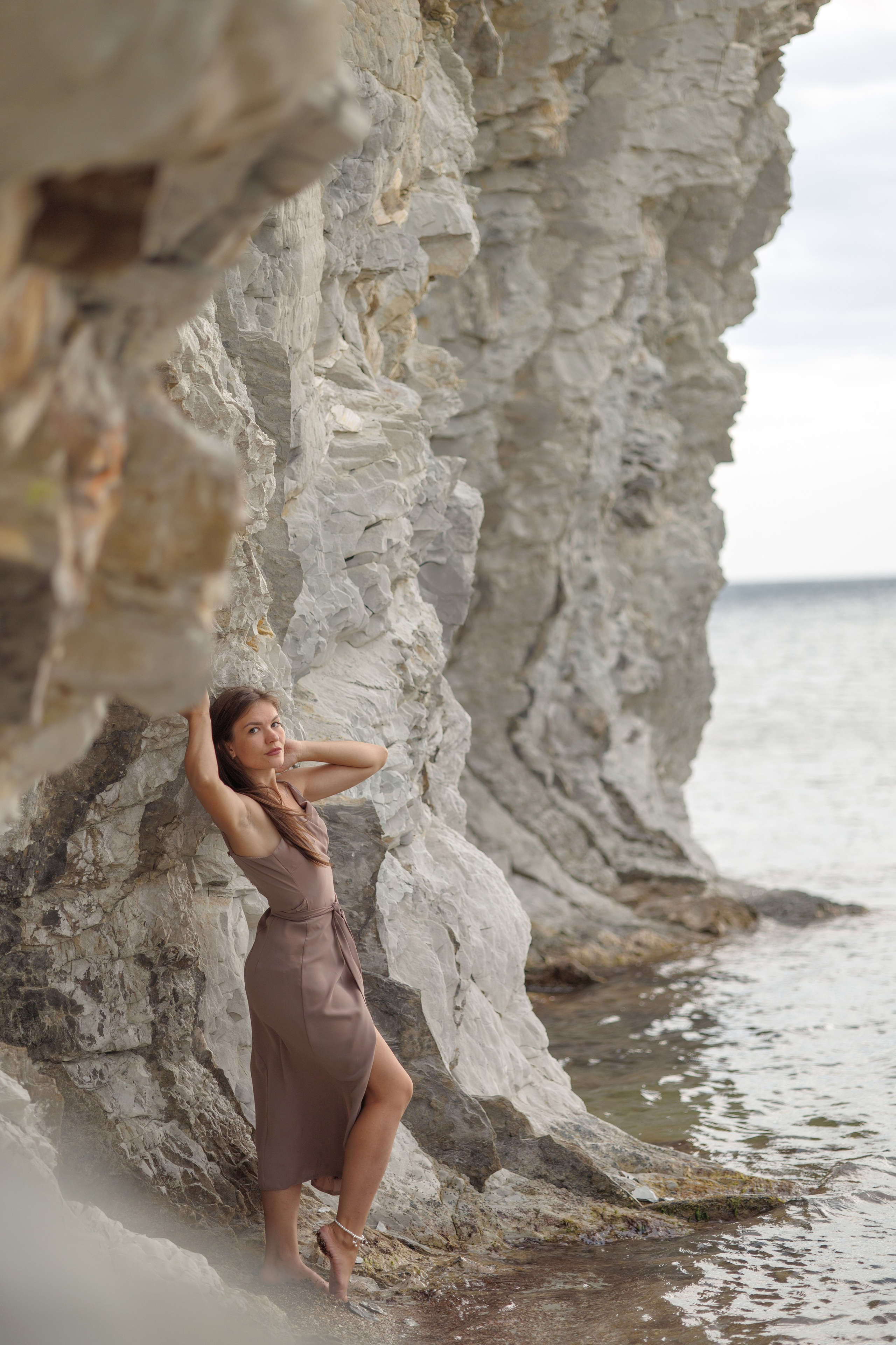 На пустынном пляже. Семейный и портретный фотограф в Геленджике Любовь Бодрова