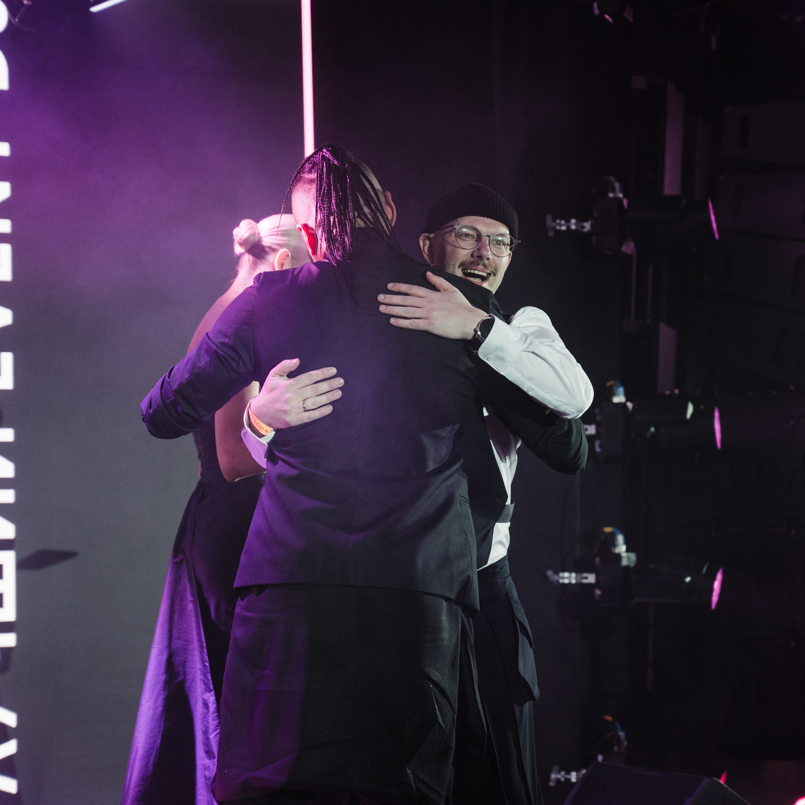 Репортажный фотограф на корпоратив и другие мероприятия. Свадебный и семейный фотограф в Краснодаре Марина Стёпа