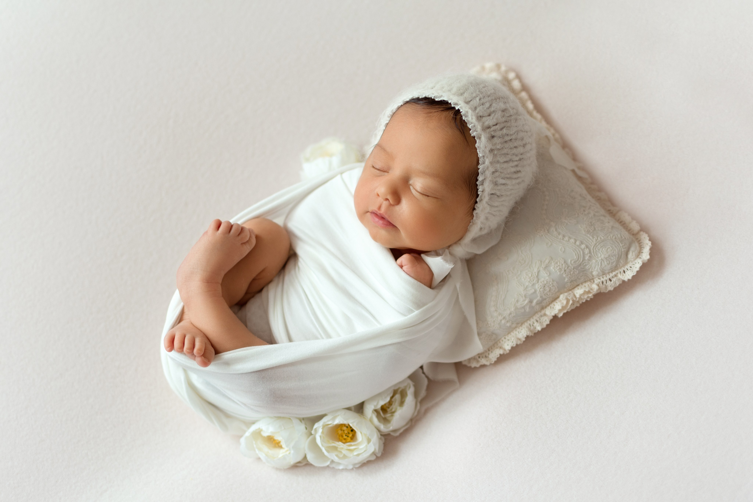 Новорожденные. Фотограф новорожденных в г. Ростове-на-Дону Инна Дурасова