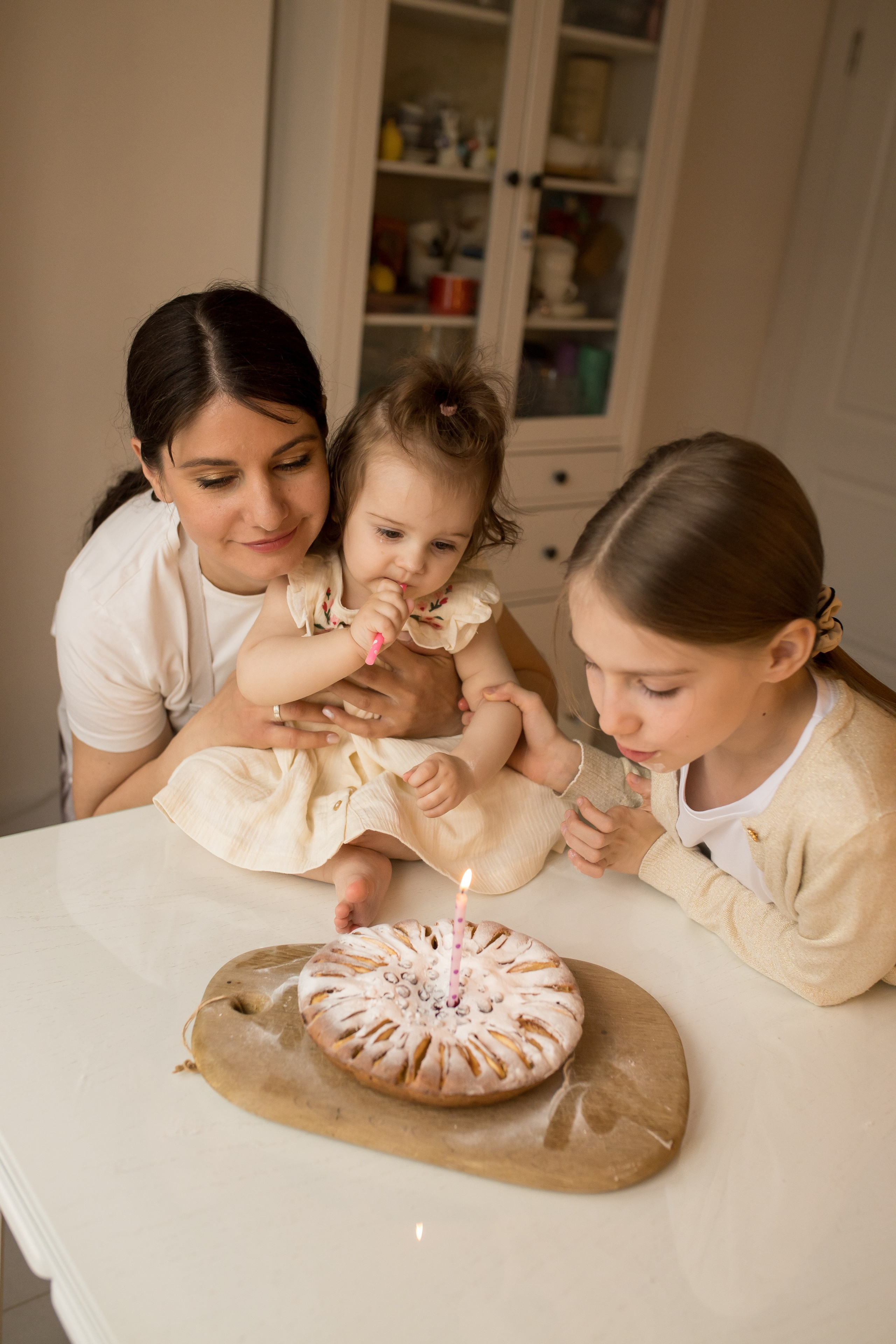 Катя и дочки. Фотограф Москва Лара Чайка