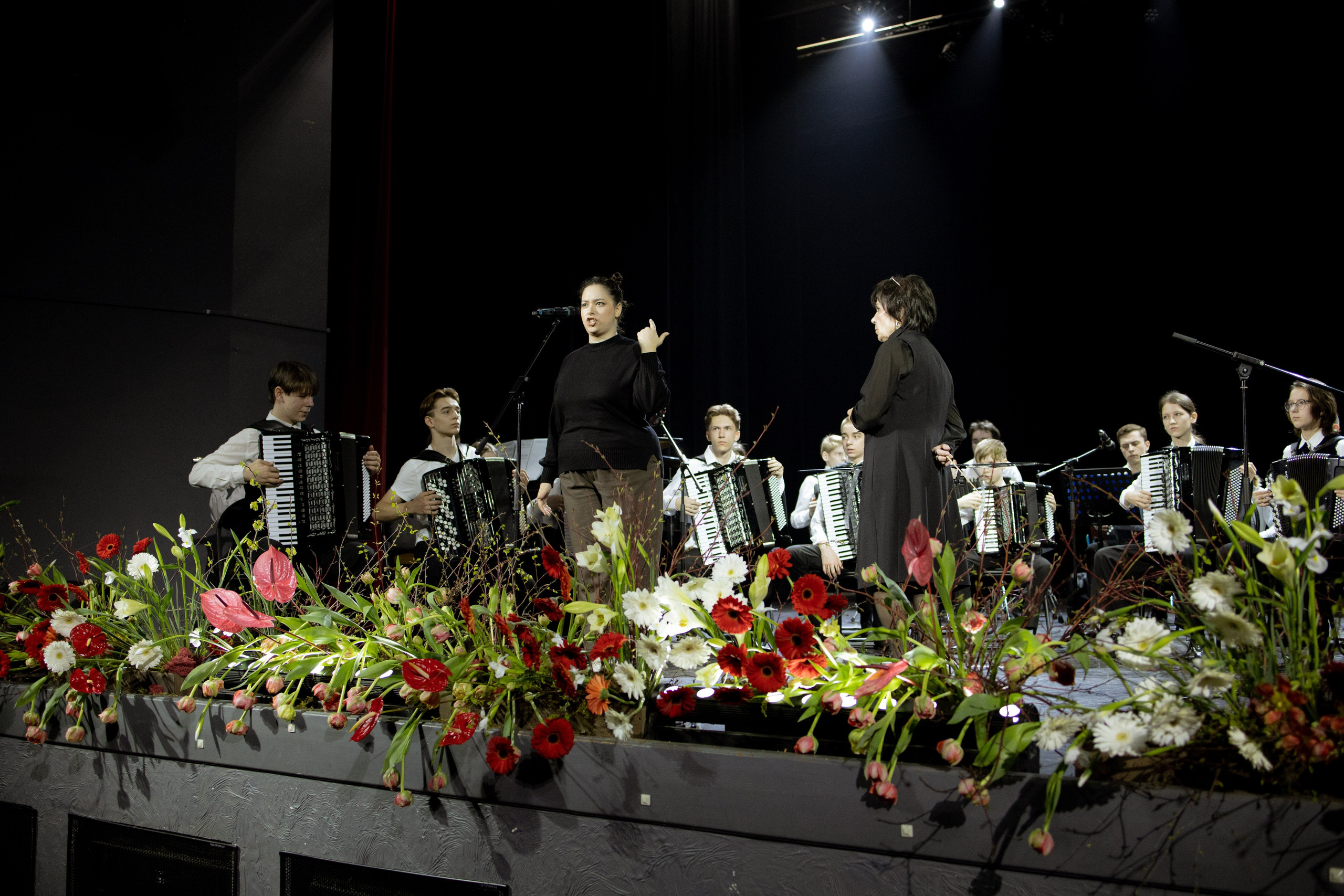 Оформление Отчетного концерта Музыкальной школы Глазунова. Оформление свадеб, декор свадеб Вера Маркова, Москва