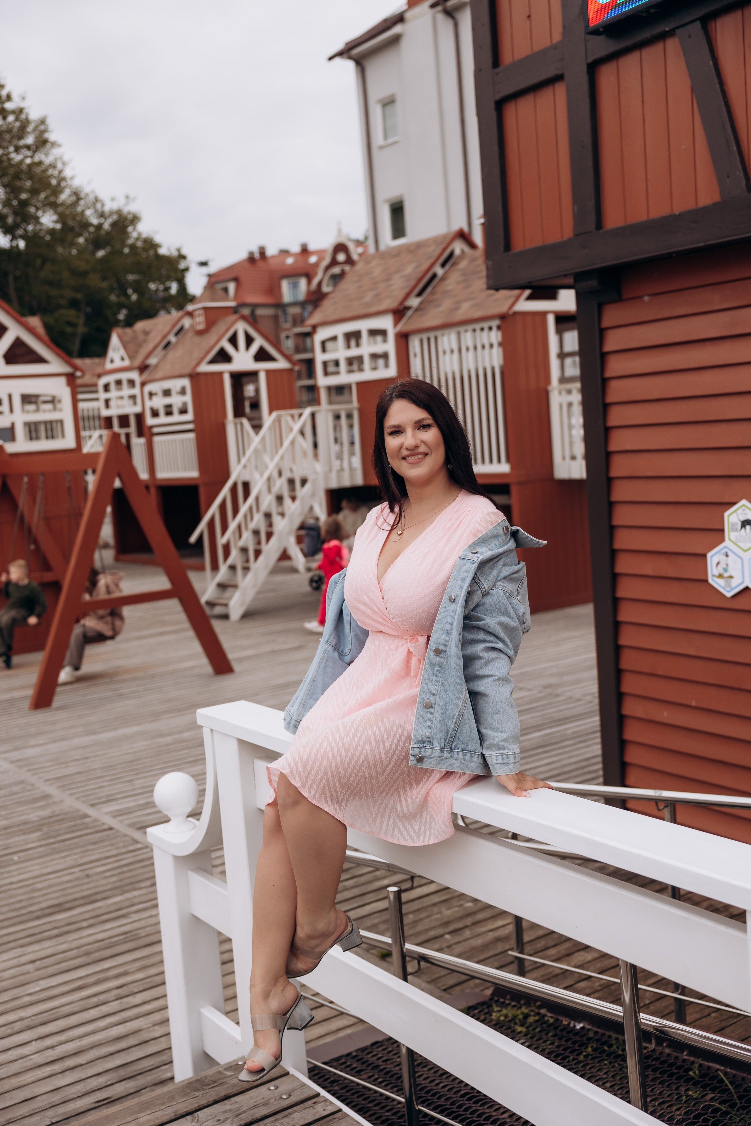 Городская прогулка Зеленоградск. Фотограф в Калининграде свадебная фотография, репортажная, фотосессии