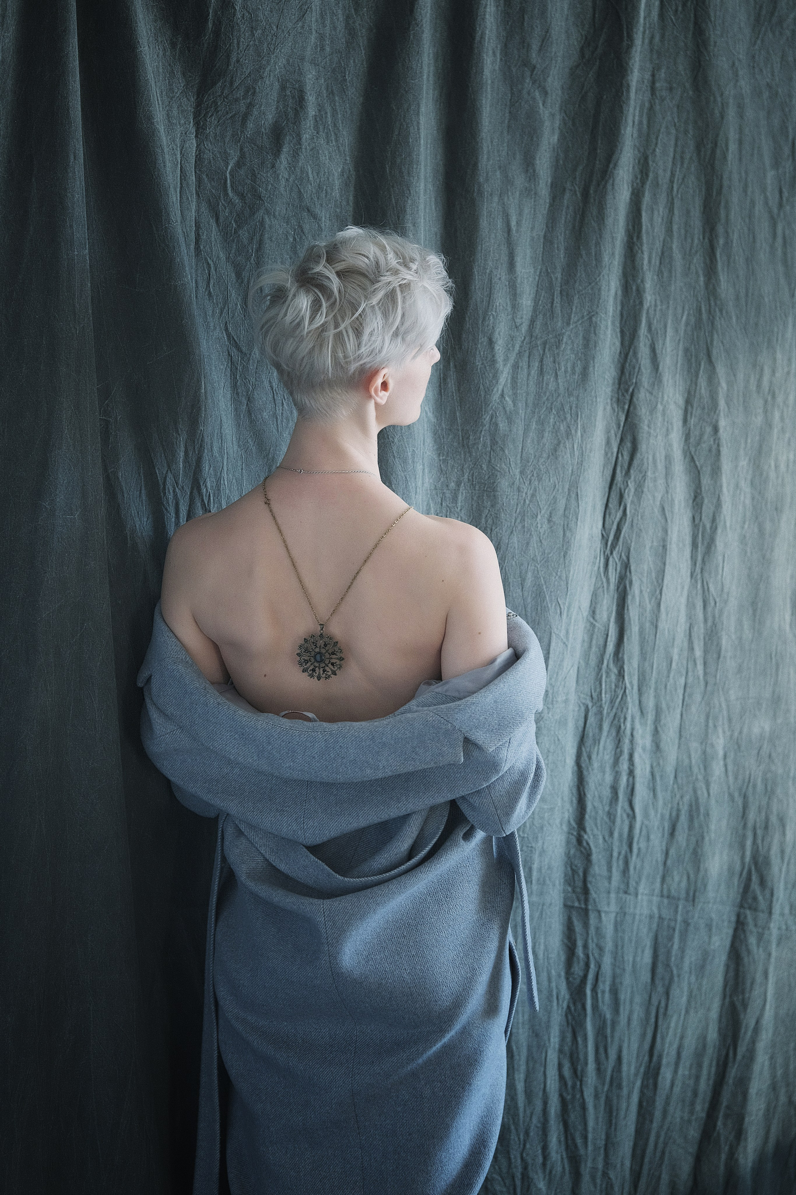 Фотограф Михаил Гуляев. Фотосессия в Новосибирске. Фотосессия ню в студии. Фотосессия ню на природе.