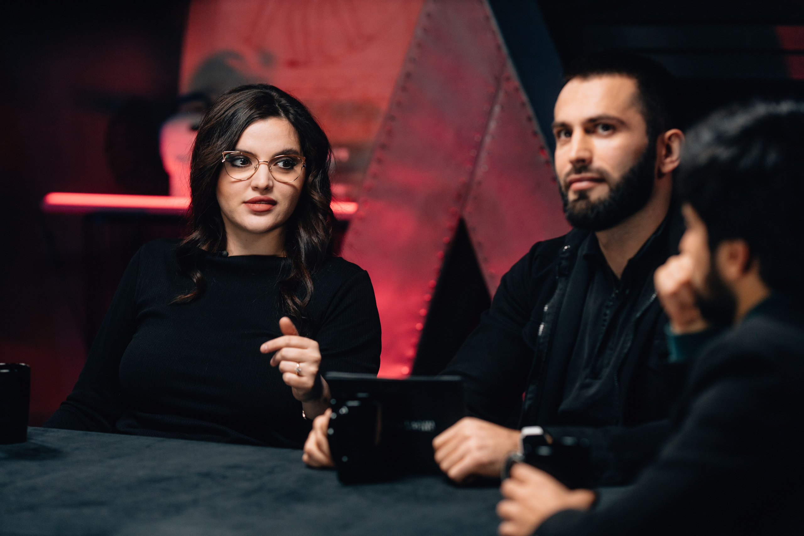 Back stage с ютуб шоу. Свадебный фотограф в Москве Арчылан Николаев