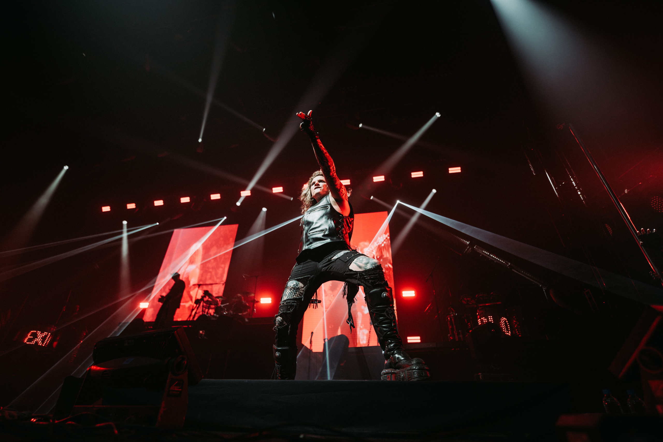 NEVERLOVE. Игорь Богатов — фотограф