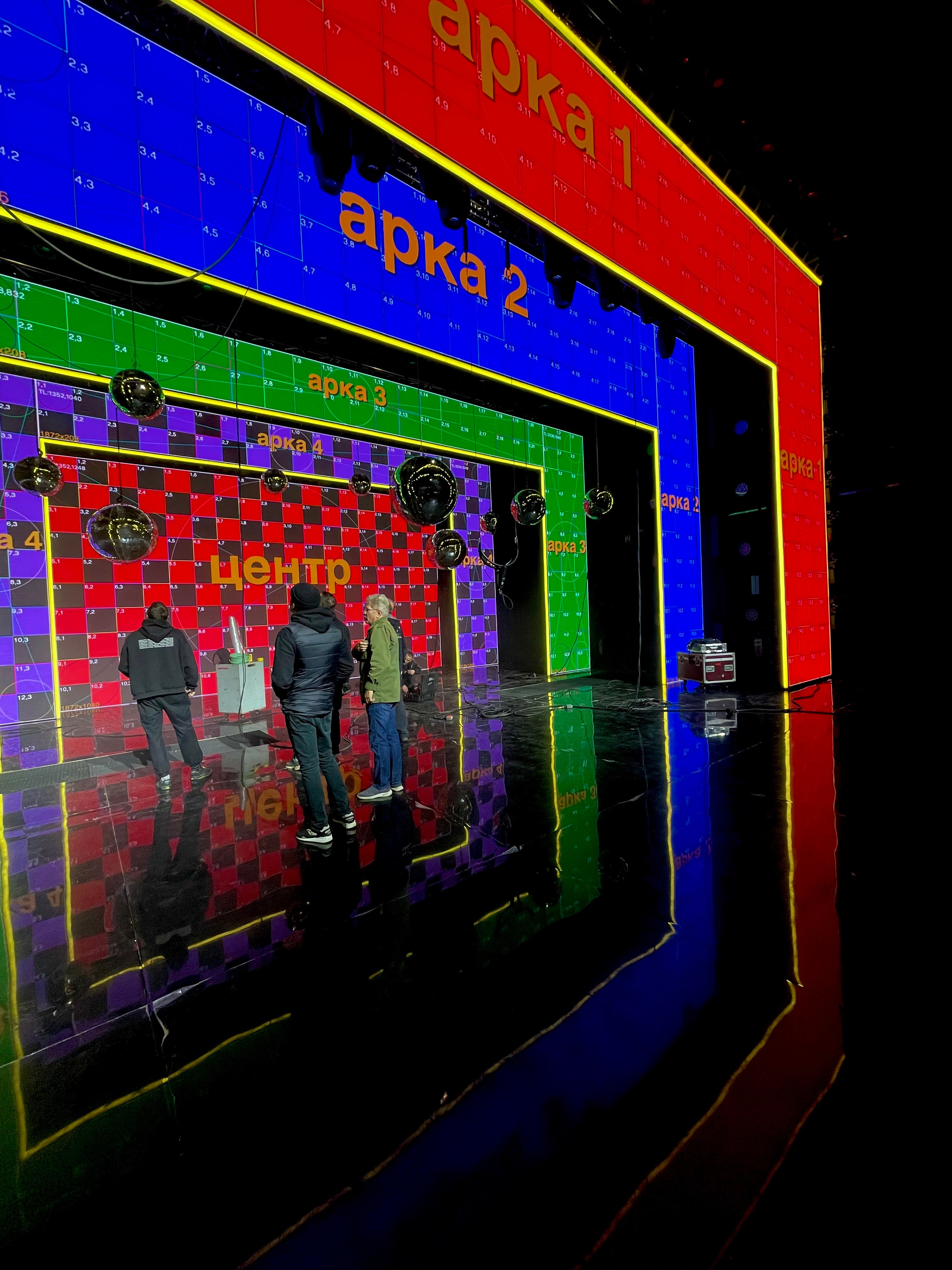 BACKSTAGE GALLERY. «MAK FLAME»