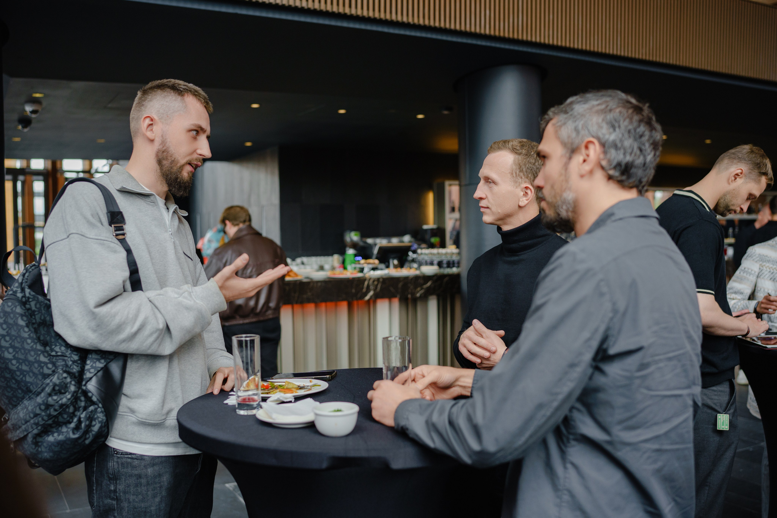 Фотограф репортажный на конференцию/форум в Москве. Репортажный фотограф в Москве Саша Дружинина