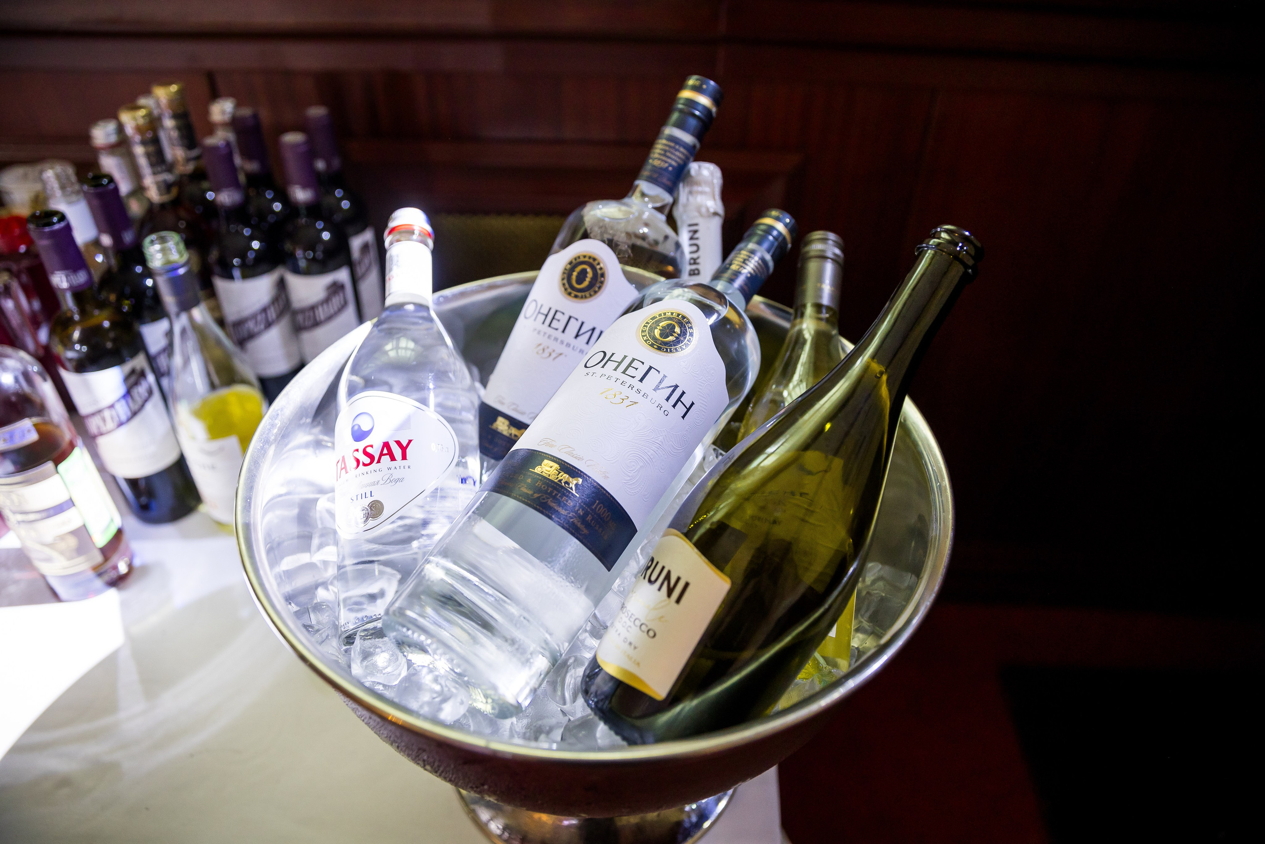 Роман и Елена. Фотограф FOTOBANKA