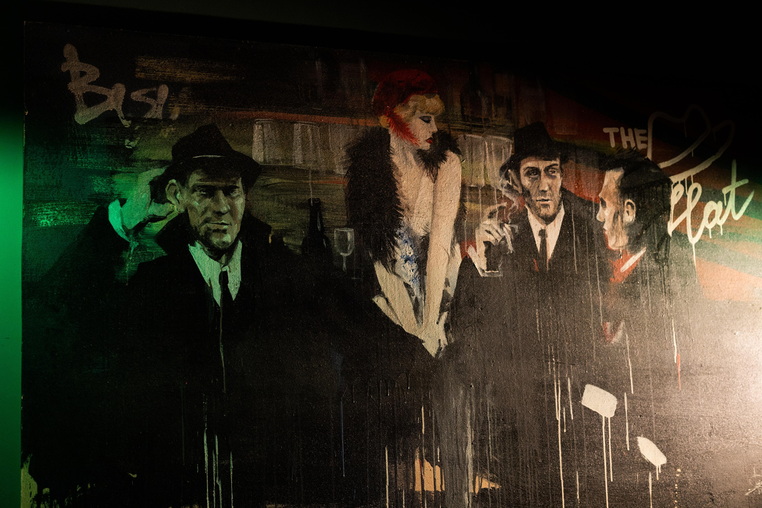 Film backstage. VICTORIA SHU