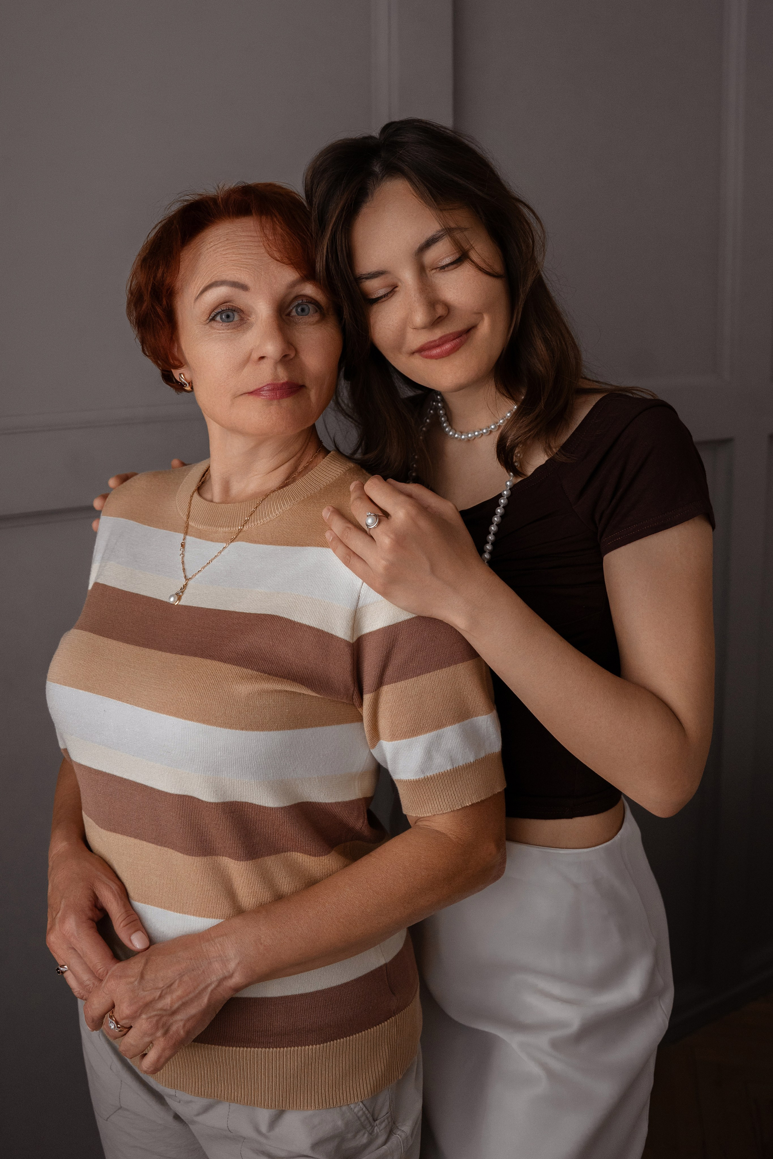 Семейная история: мама и две дочери. Фотограф Севастополь — Климова Анастасия