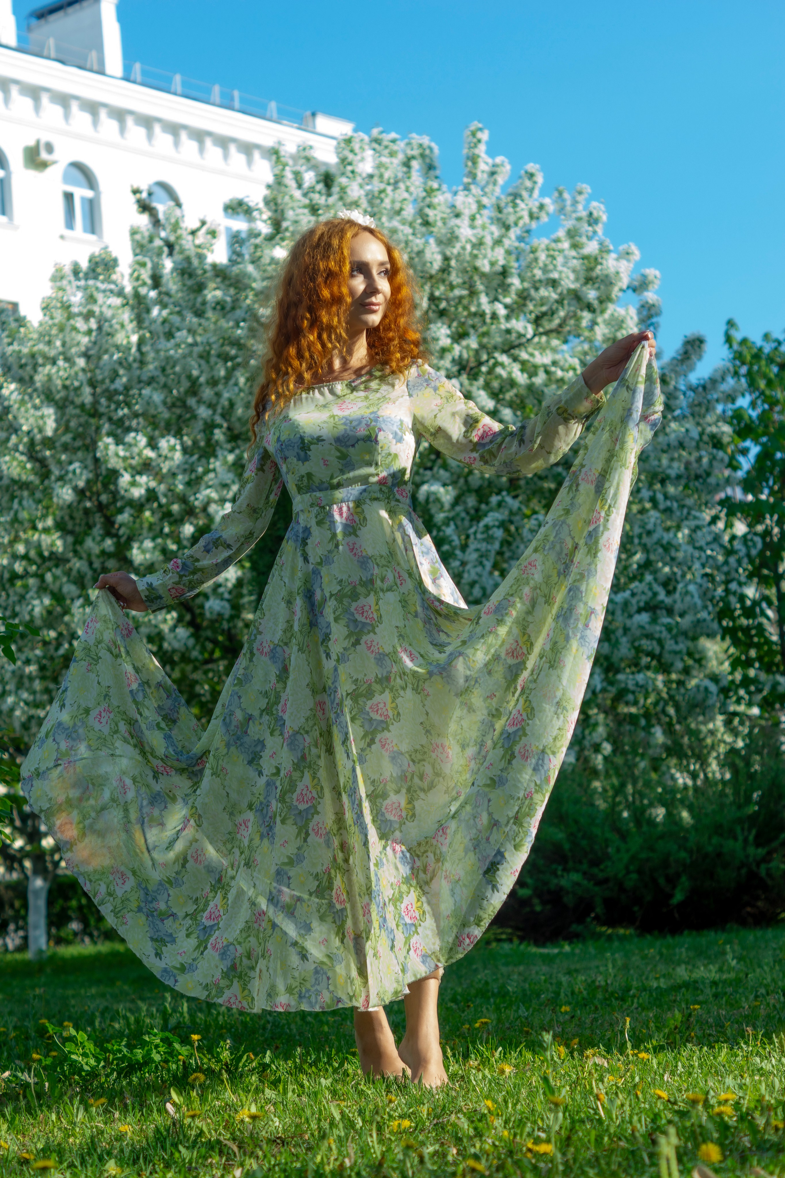 Портретные фотографии девушек на прогулке. Фотограф Евгений Колотилин в Самаре