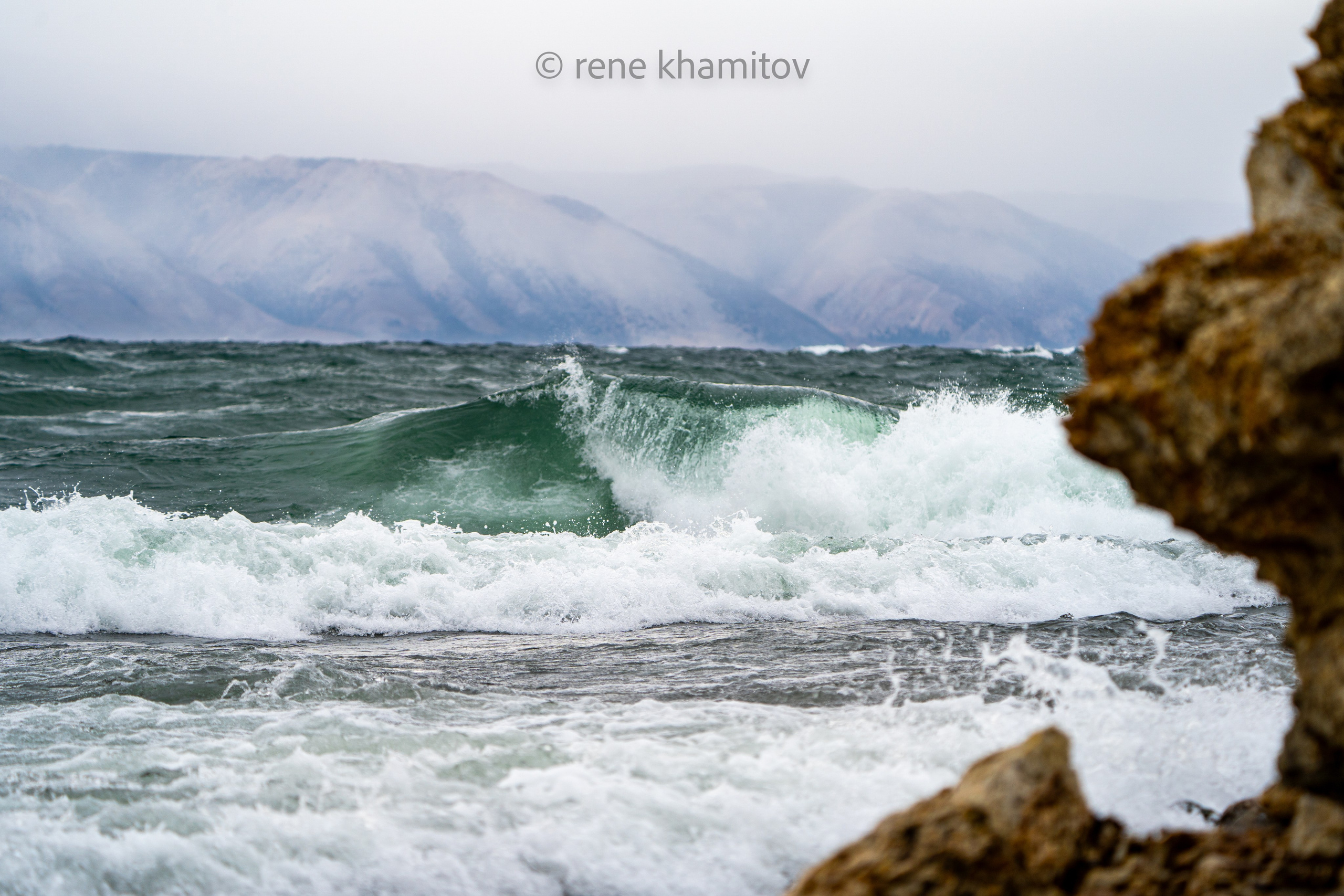 Байкальский шторм 29.09.2026. Pictures of Rene Khamitov