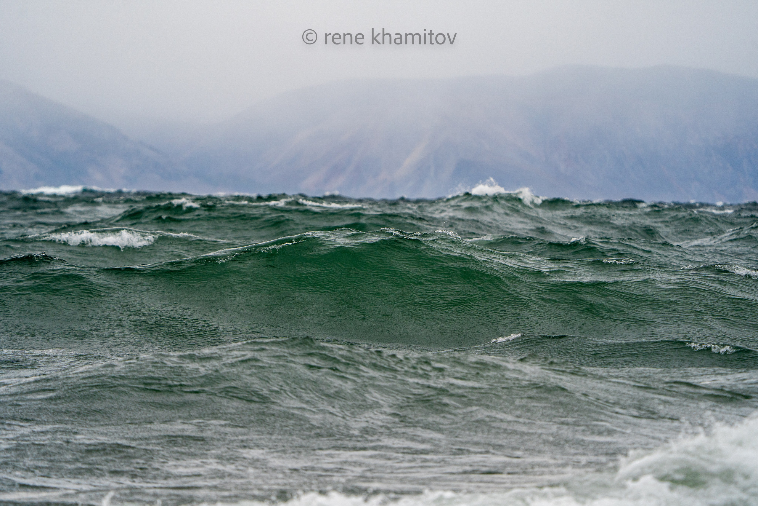 Байкальский шторм 29.09.2026. Pictures of Rene Khamitov