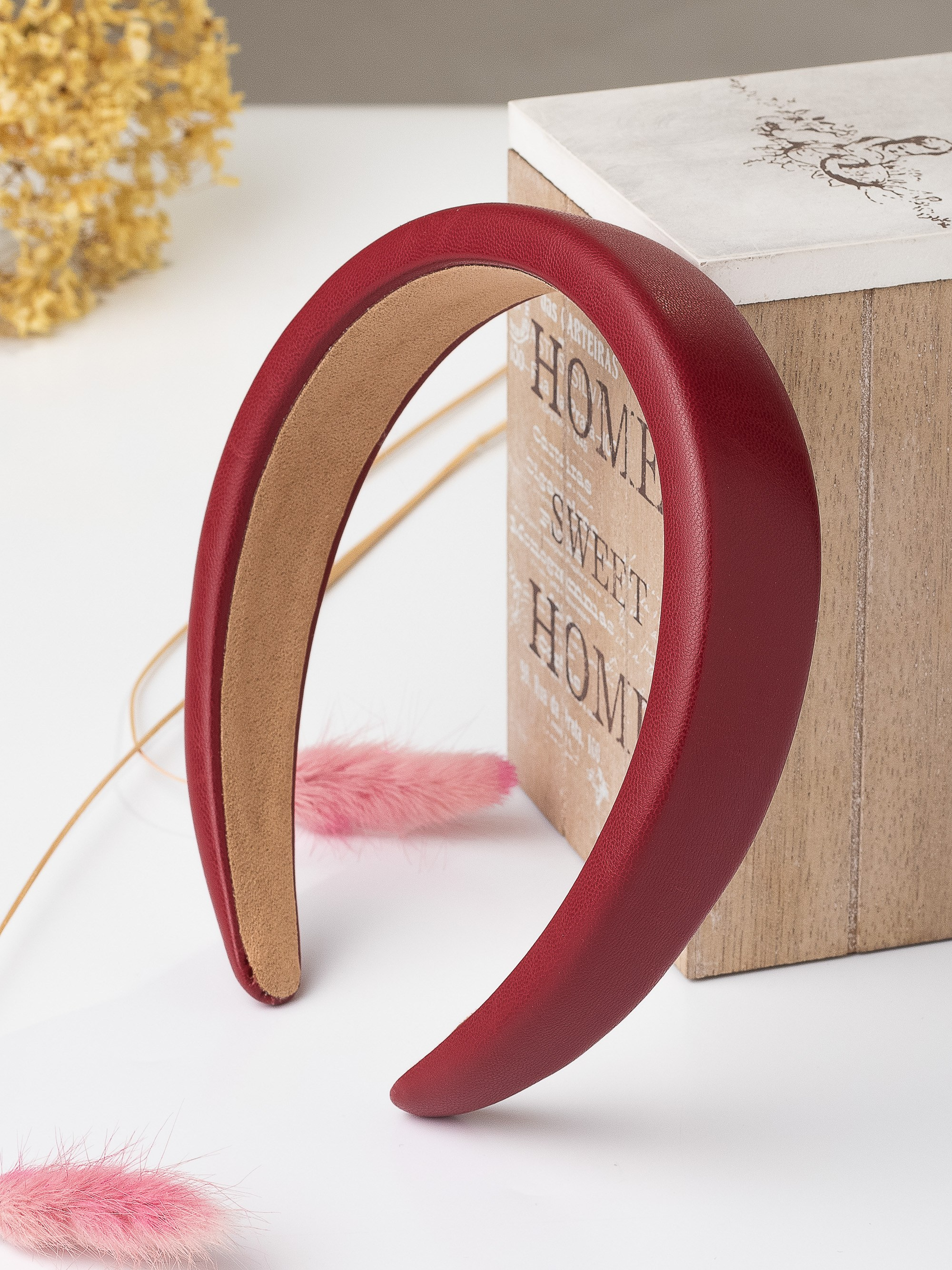 Предметная съемка ободка женского в интерьере