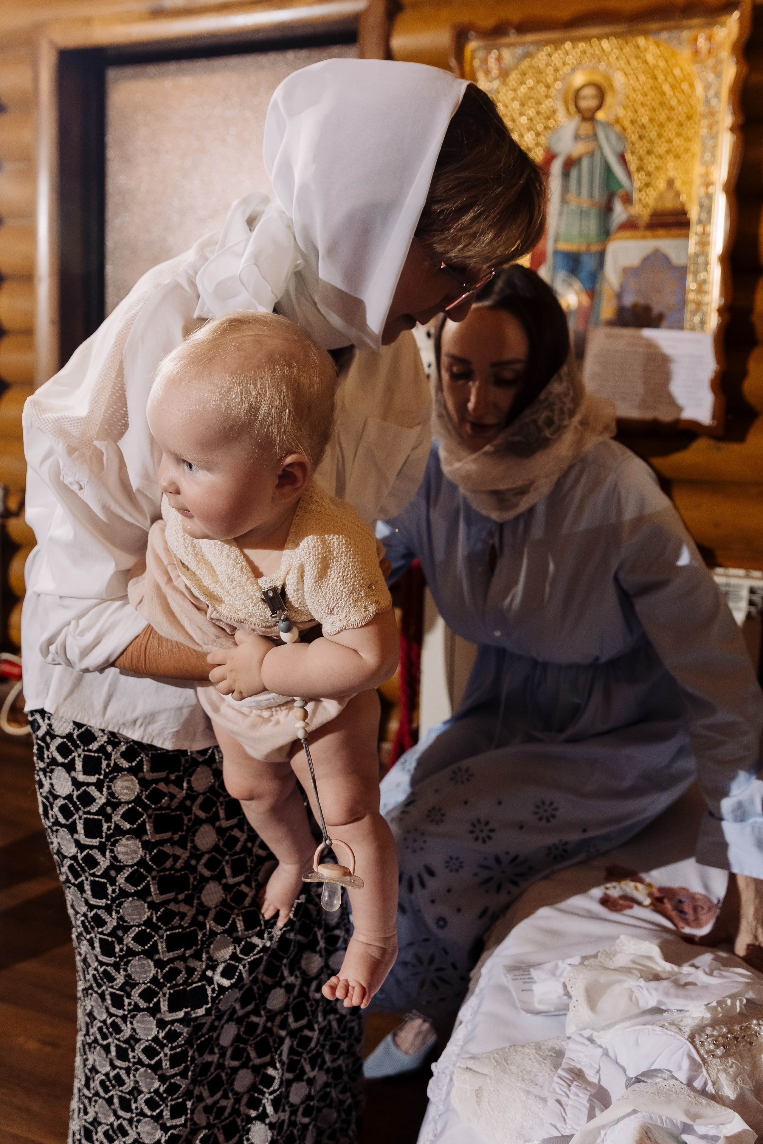 Фотограф в Церковь иконы Божьей Матери Сочи. Свадебный фотограф в Абхазии, Сухум, Гагра, Сочи