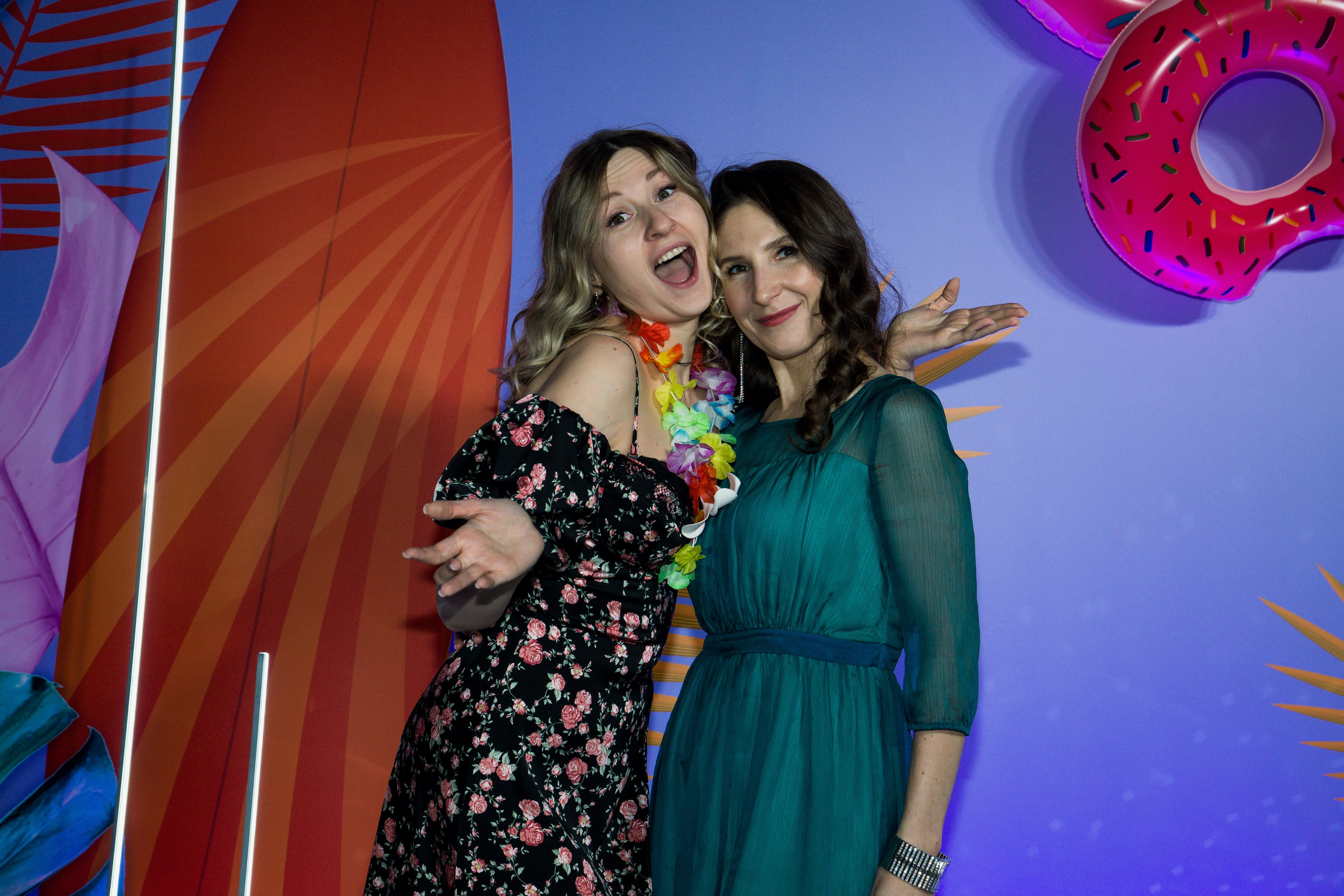 МТС корпоратив Гавайская вечеринка. Фотограф