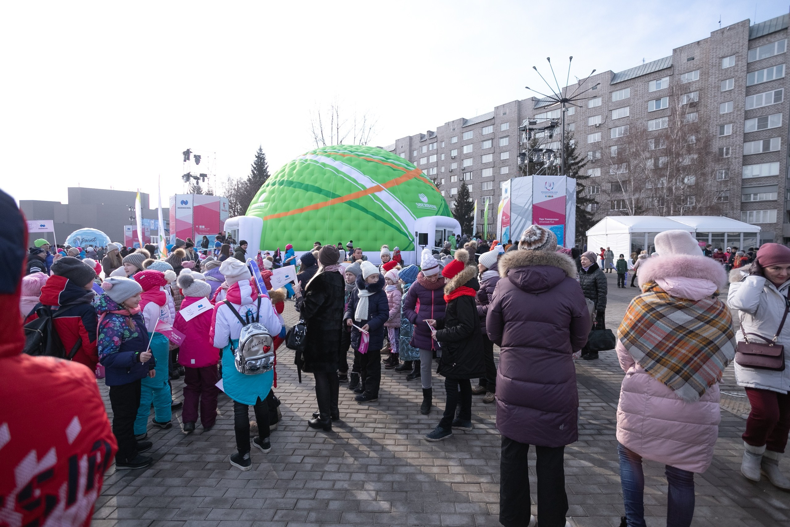 Встреча эстафеты огня Универсиады. Площадь Мира. Красноярск