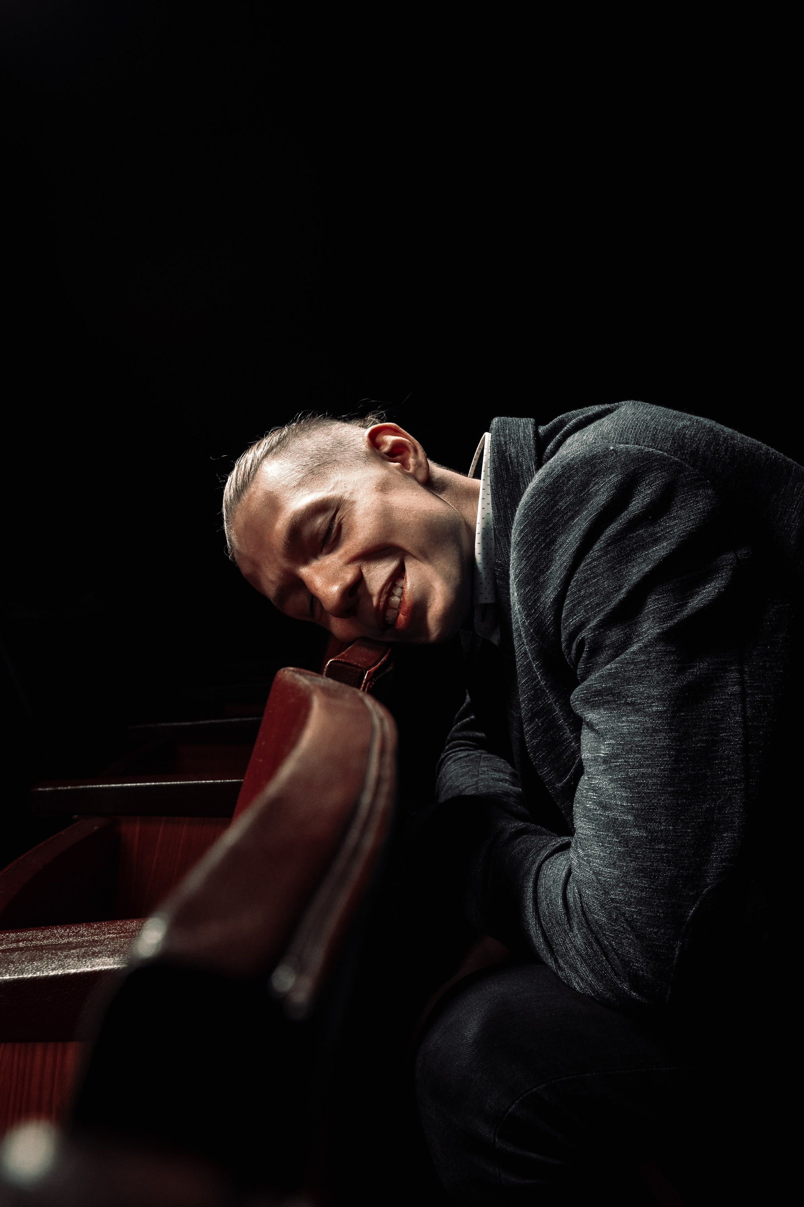 Илья 🎭 Театрал. Антон Непочатых — Большой мужской фотограф