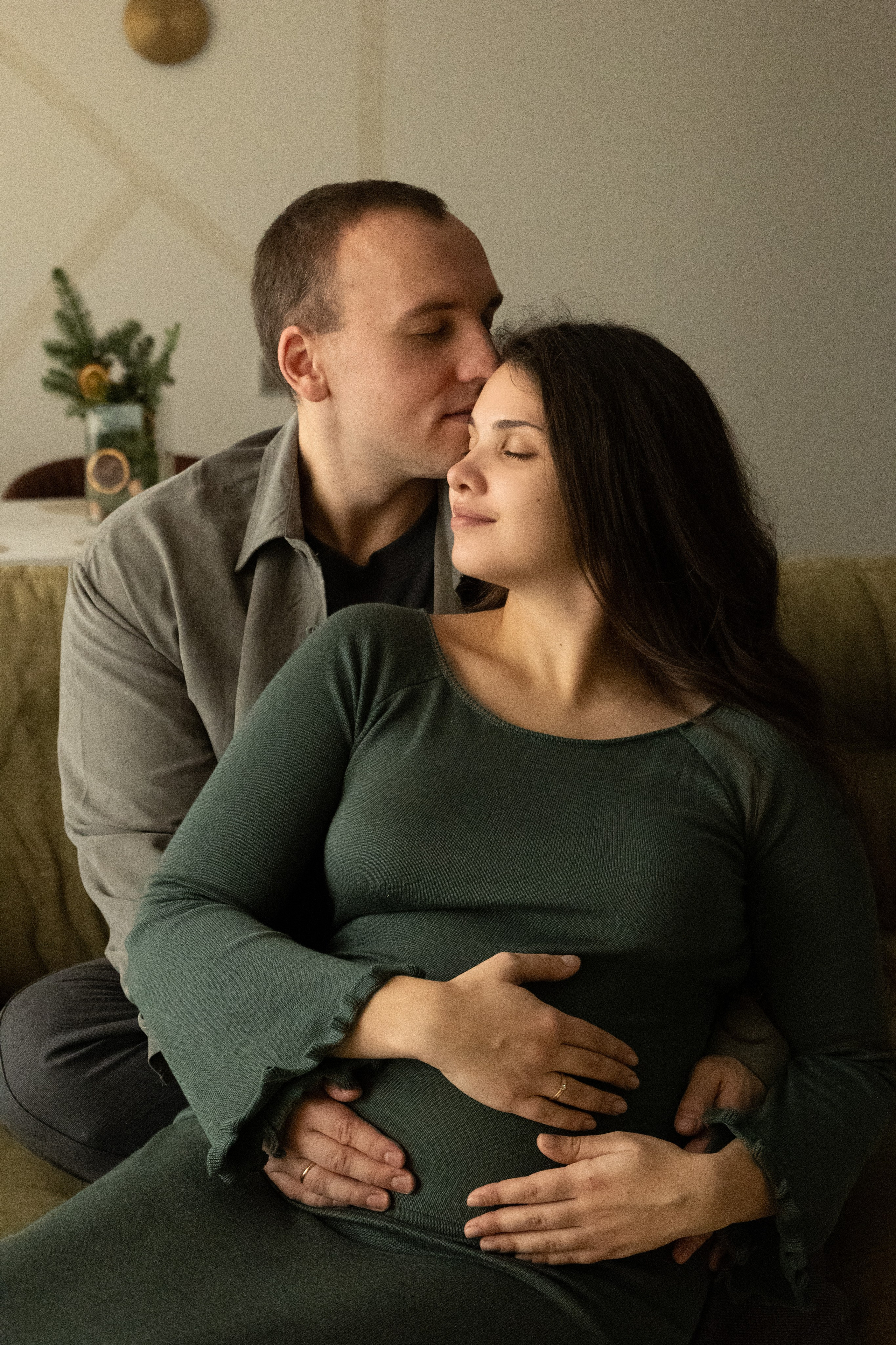 Домашняя новогодняя фотосесиия беременности. Фотограф видеограф Ольга Василевская