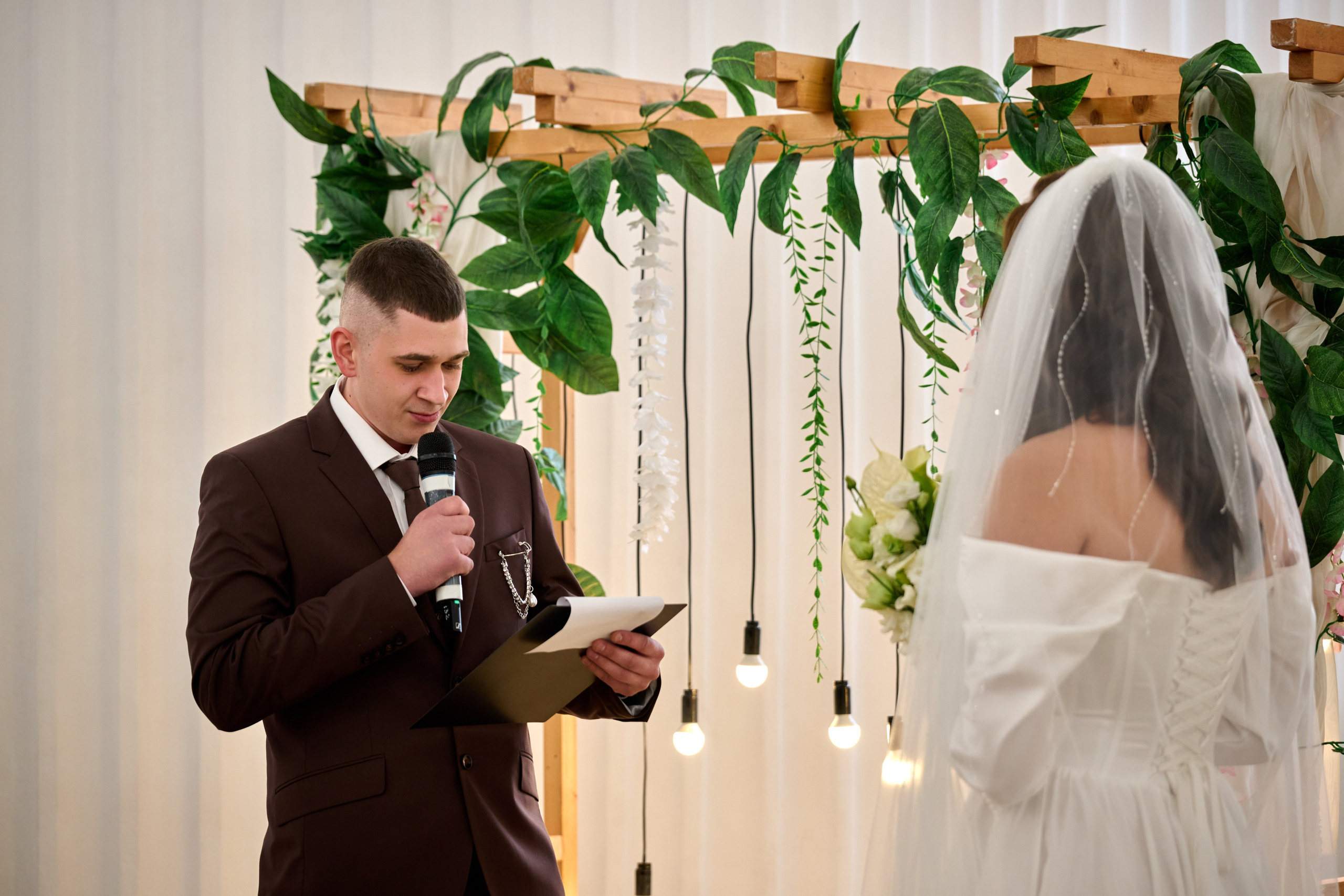 Свадьба Дениса и Валерии в Старом Осколе. Профессиональный фотограф Старый Оскол, Губкин — свадьба, венчание, крещение, юбилей и день рождения