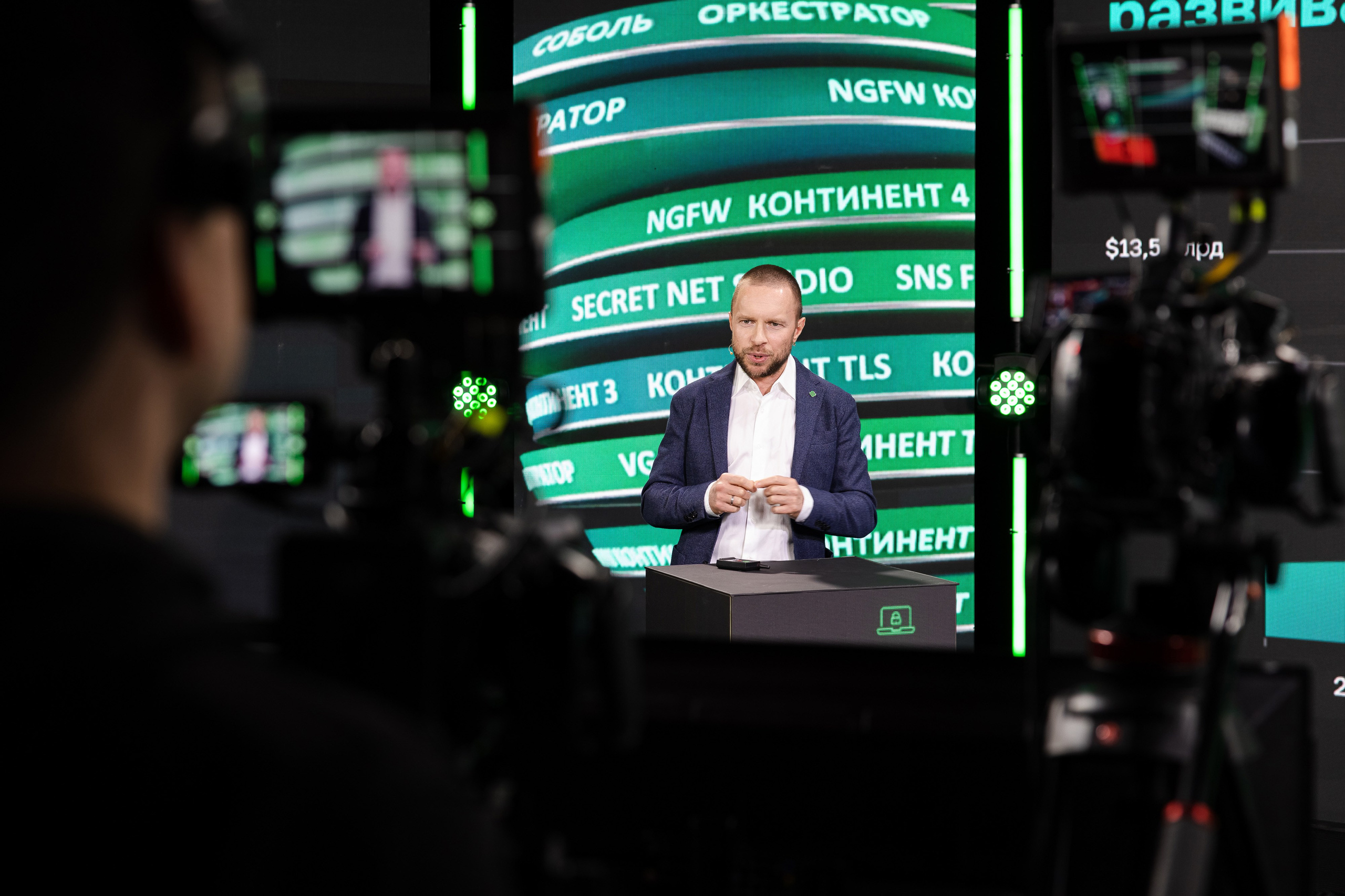 Онлайн эфир. Свадебный репортажный фотограф в Москве