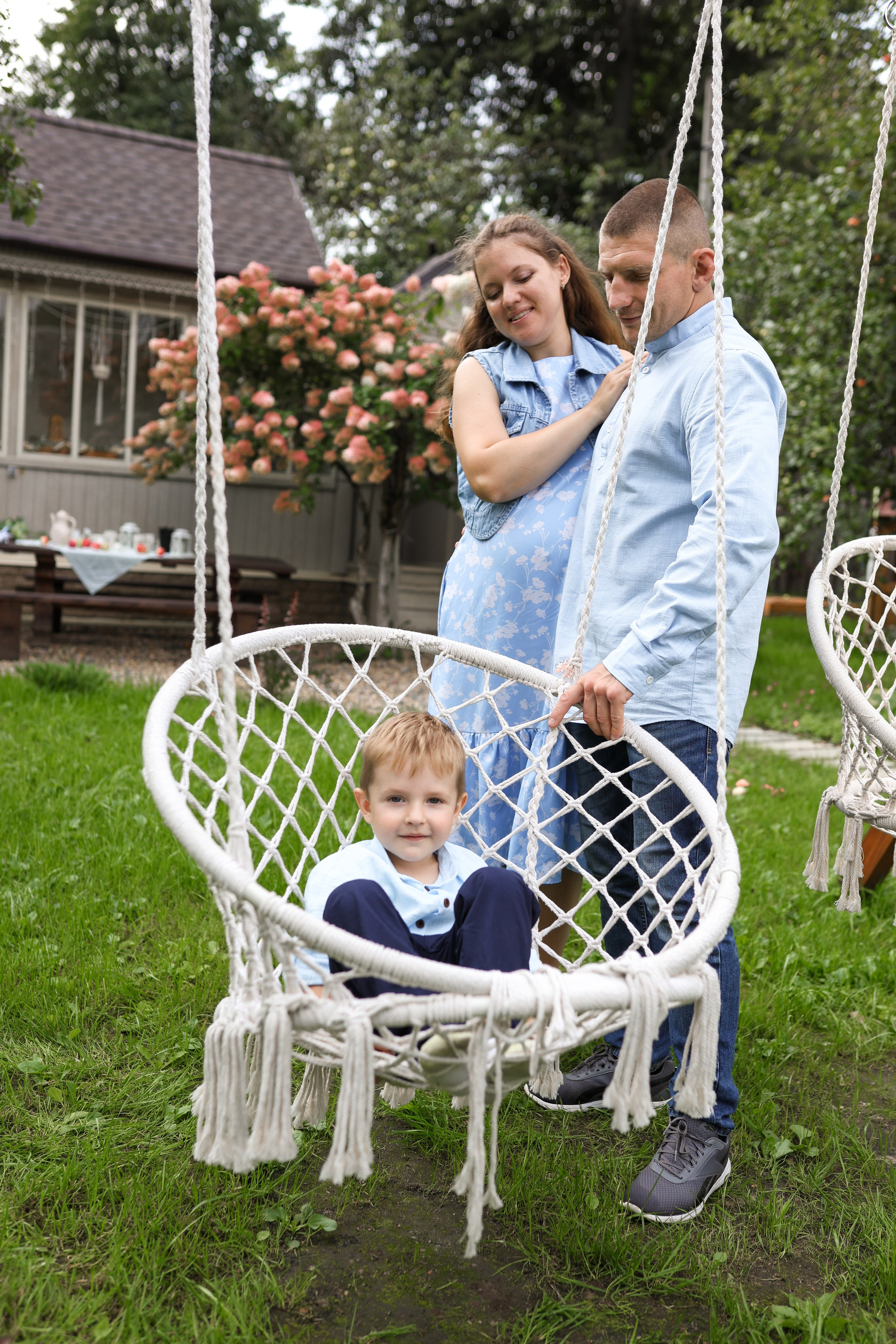 Фотосессия беременности в загородной студии Купавна. Фотограф в Железнодорожном и Балашихе