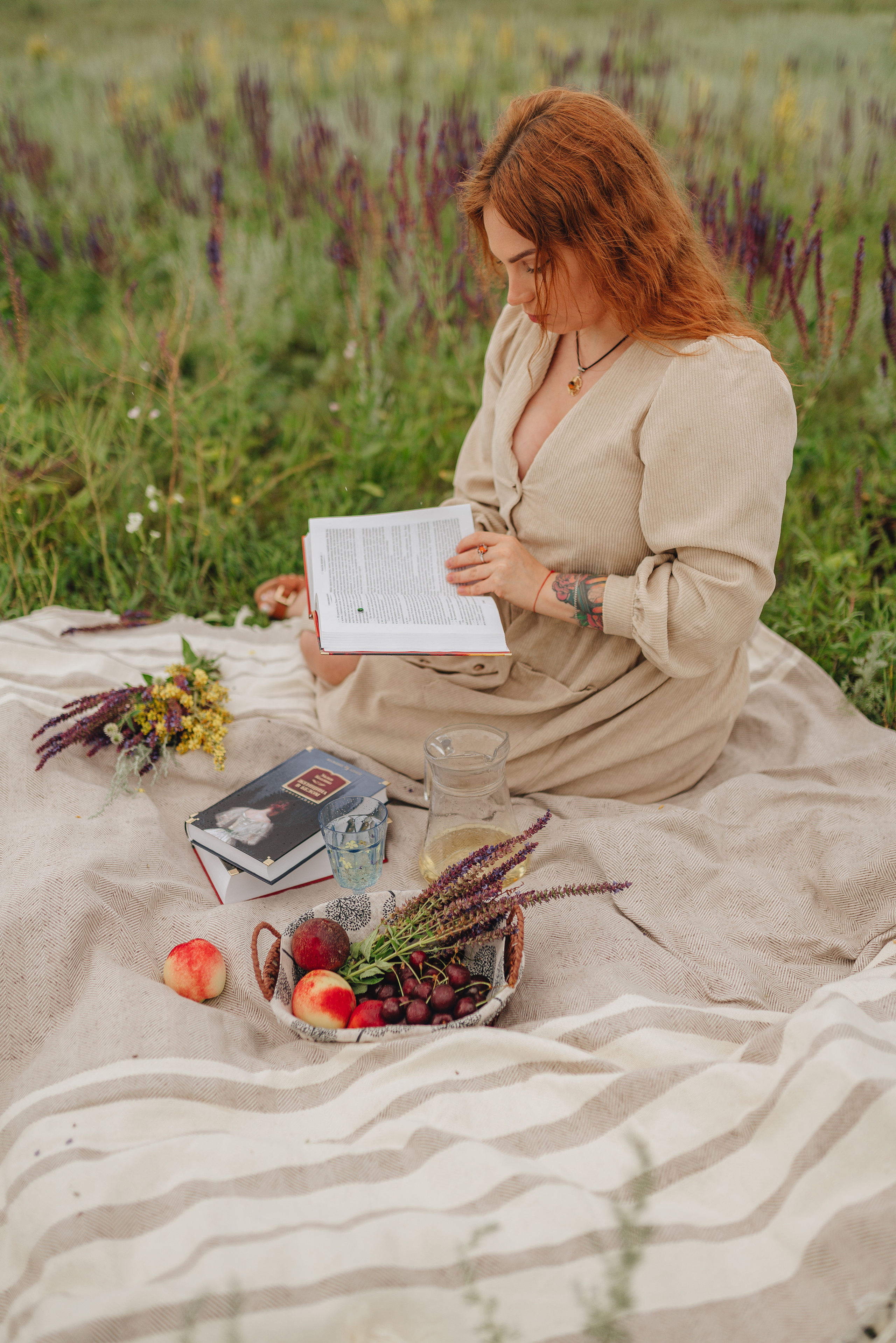 Надежда | Съемка в поле. Фотограф Карина Шмулёва. Воронеж и область