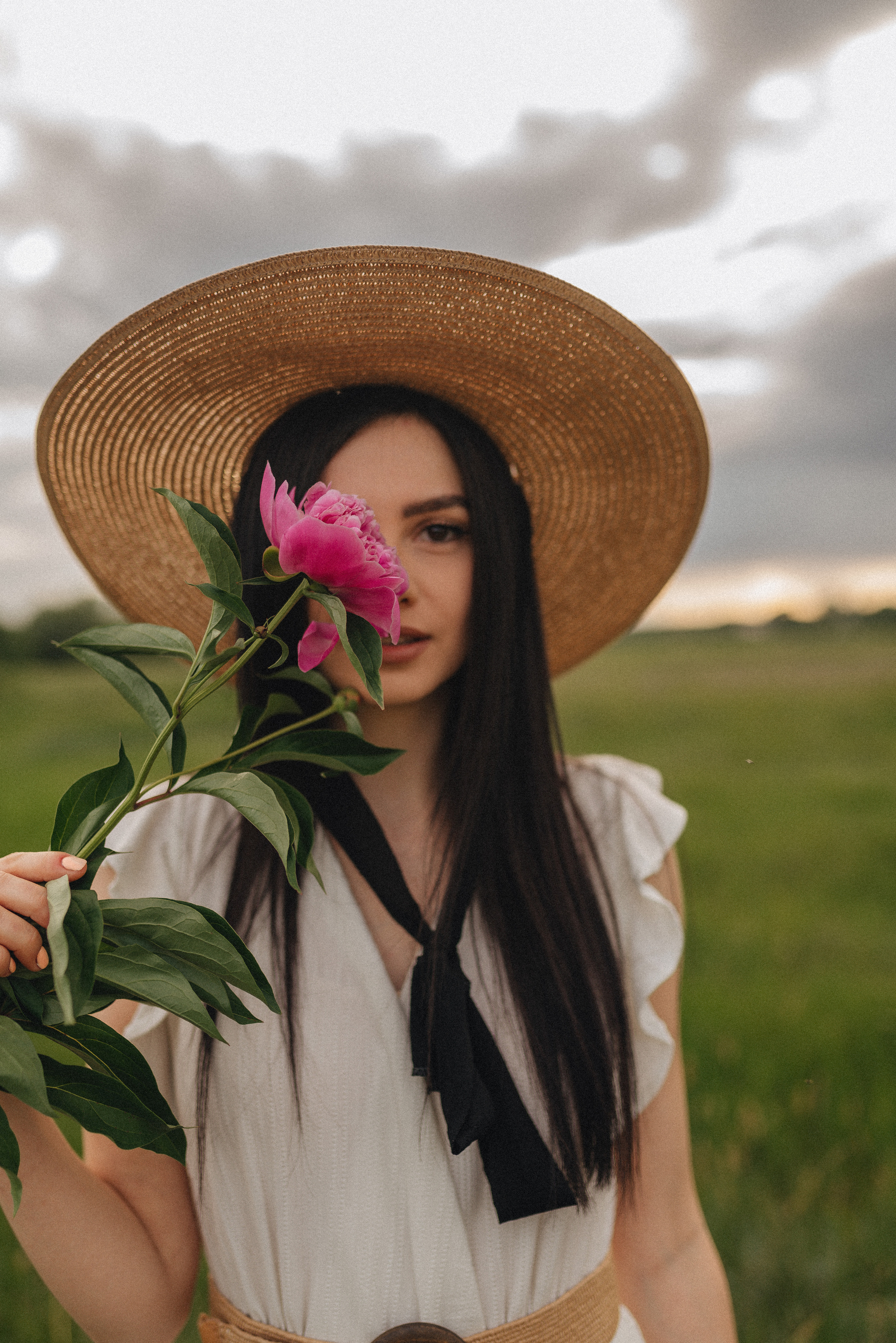 Татьяна | Съемка с пионами. Фотограф Карина Шмулёва. Воронеж и область