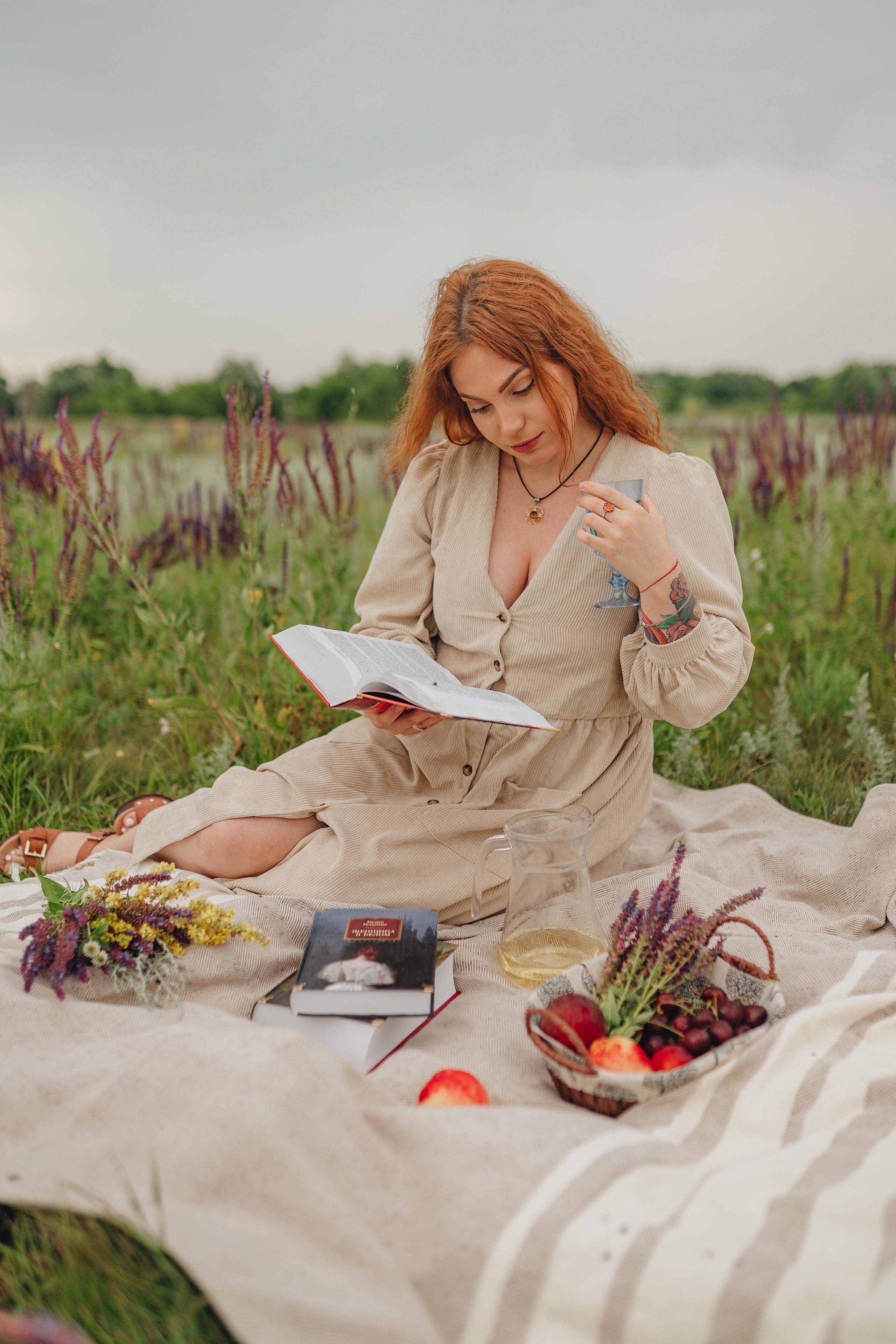 Надежда | Съемка в поле. Фотограф Карина Шмулёва. Воронеж и область