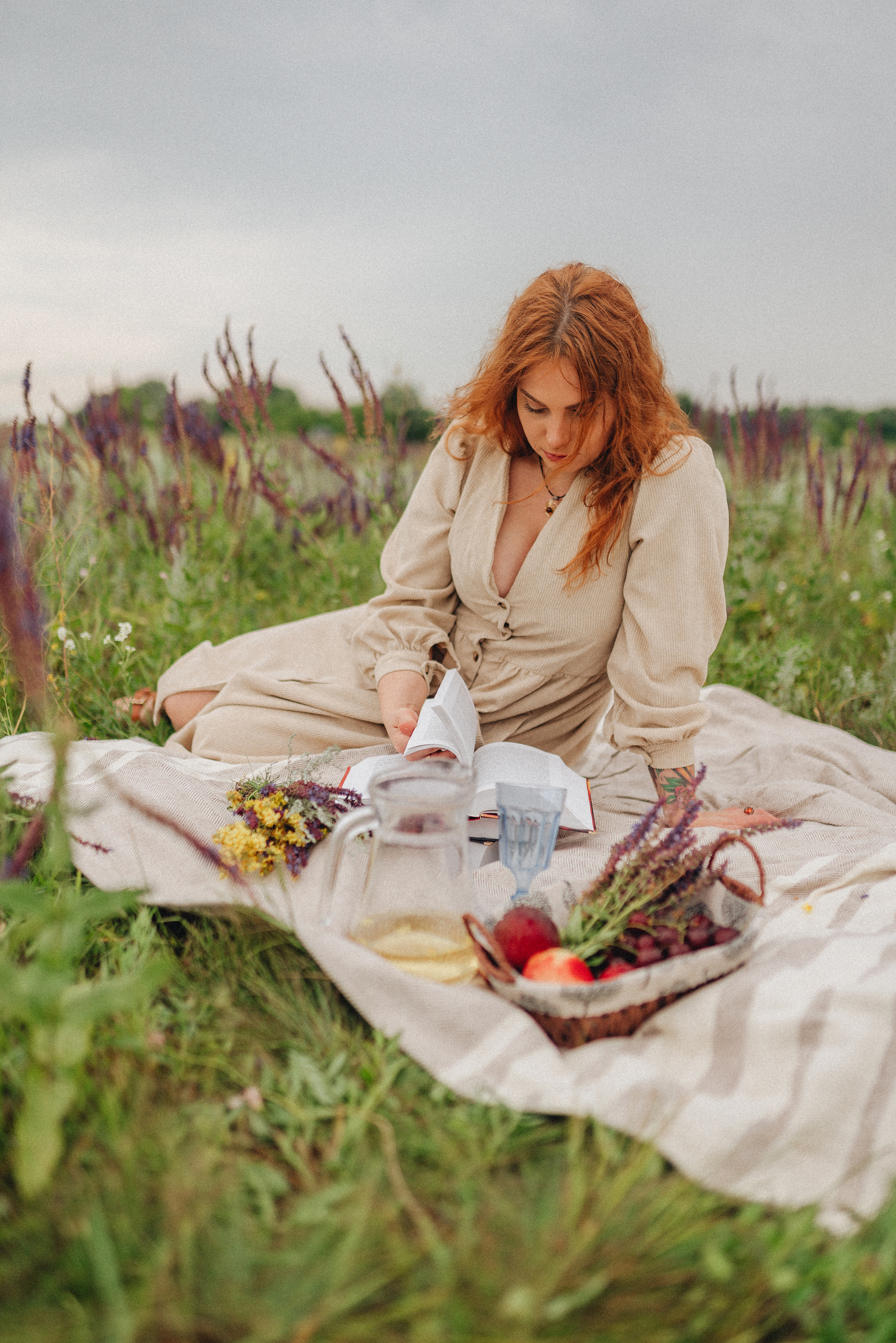 Надежда | Съемка в поле. Фотограф Карина Шмулёва. Воронеж и область