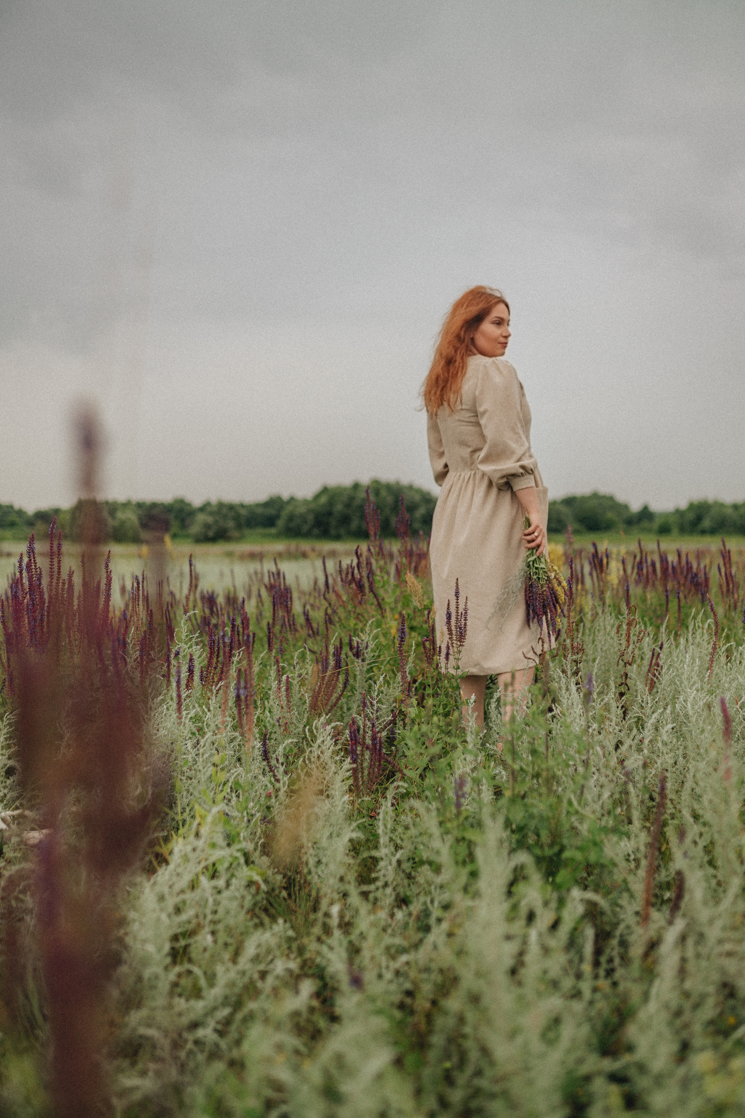 Надежда | Съемка в поле. Фотограф Карина Шмулёва. Воронеж и область
