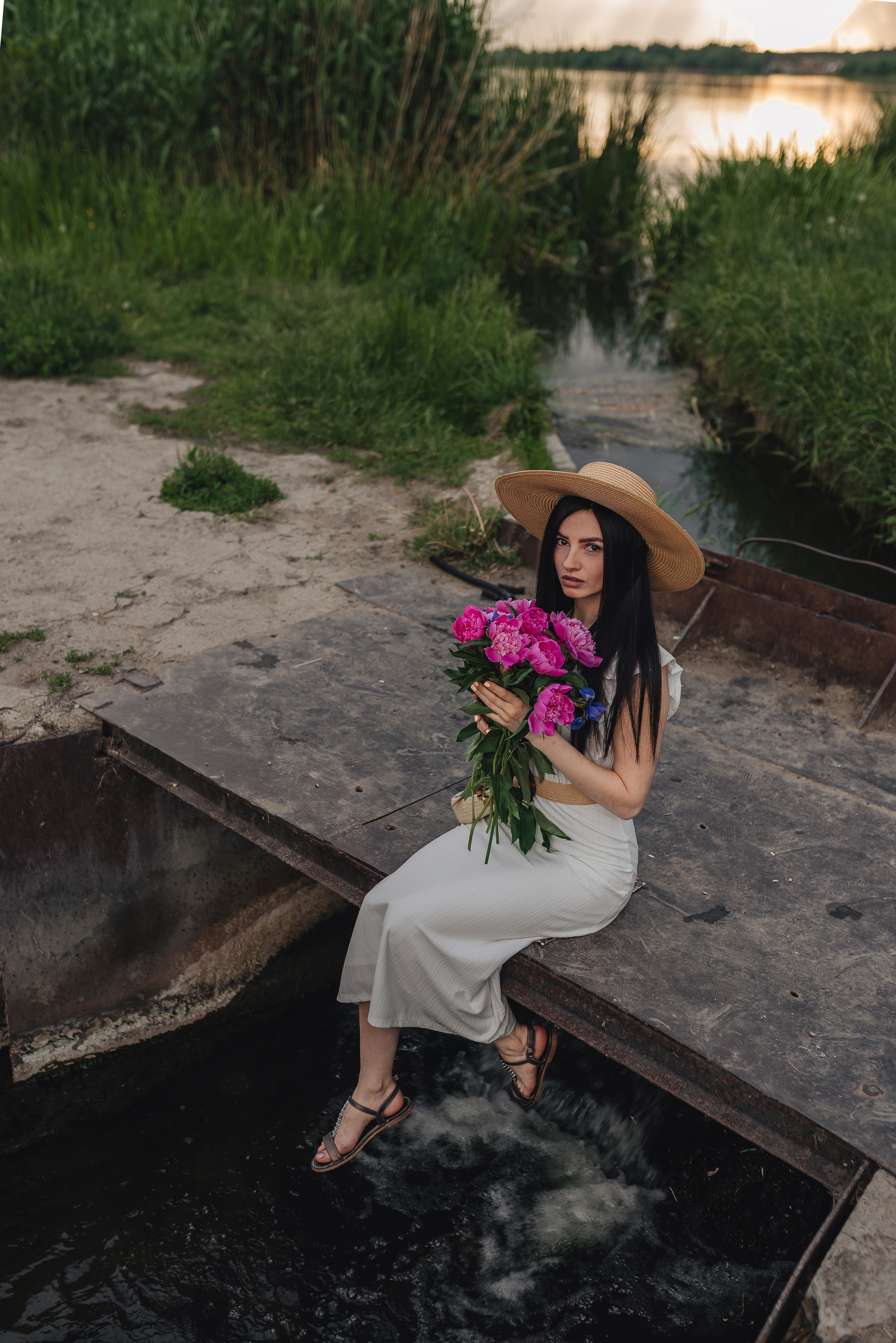 Татьяна | Съемка с пионами. Фотограф Карина Шмулёва. Воронеж и область