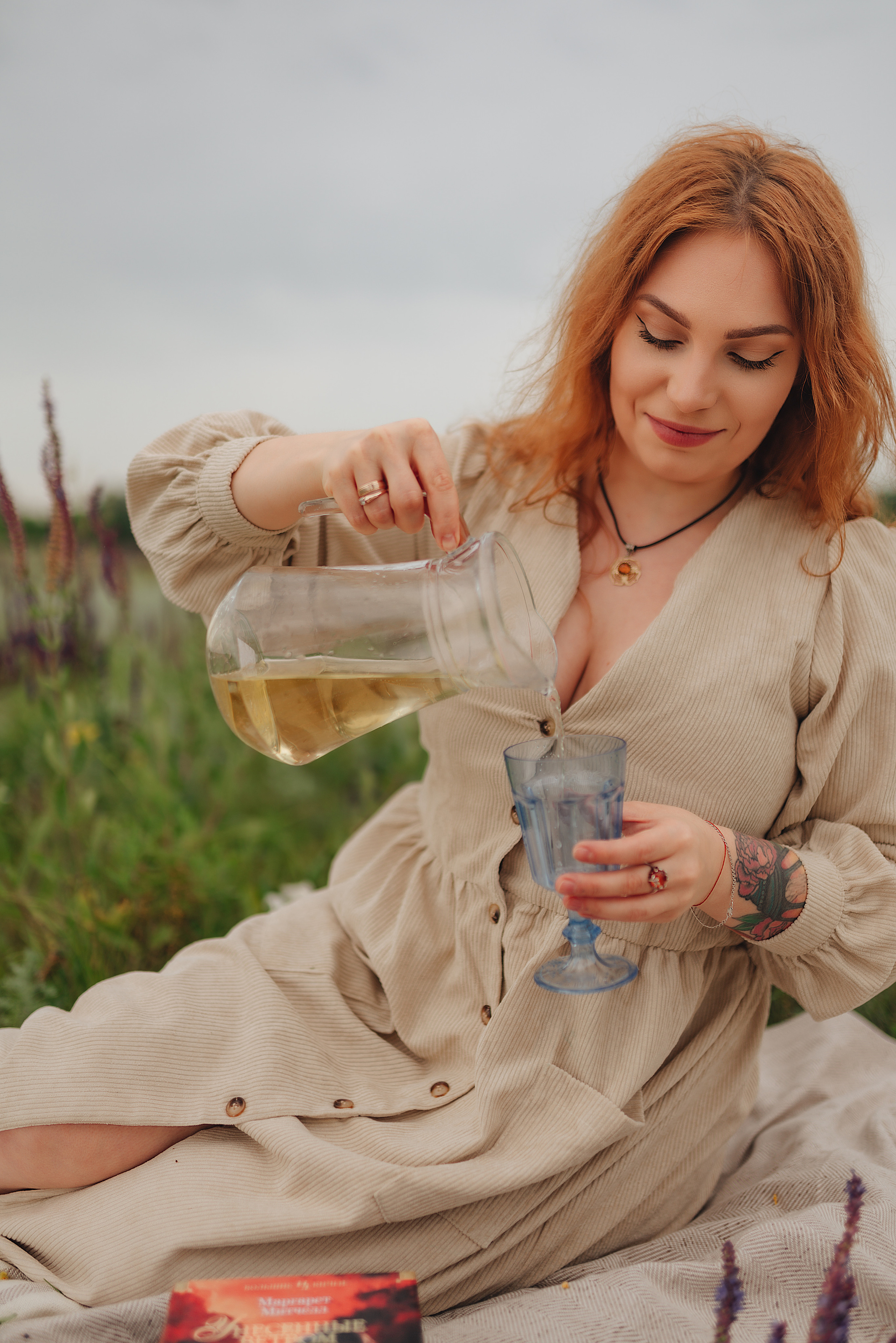 Надежда | Съемка в поле. Фотограф Карина Шмулёва. Воронеж и область