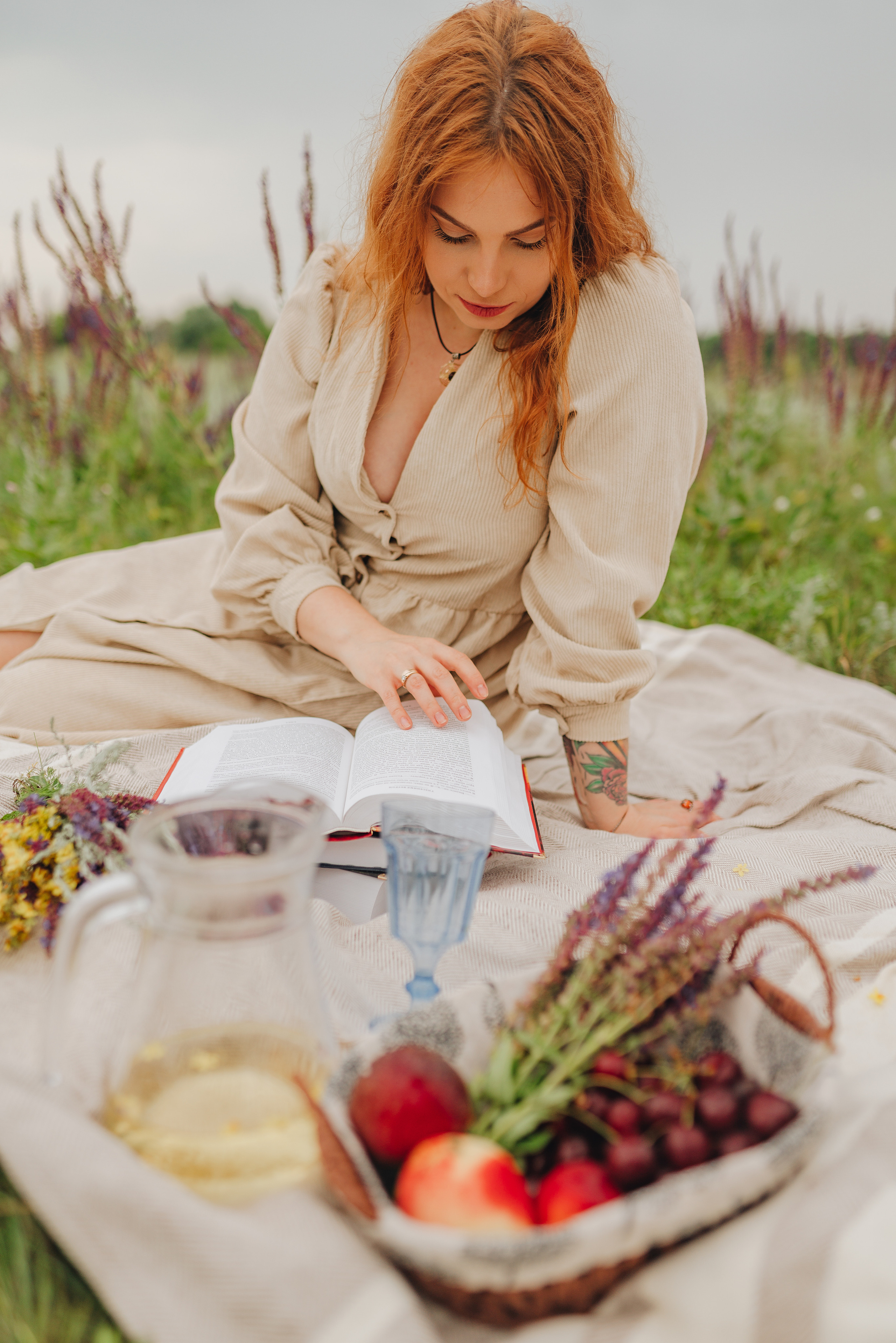 Надежда | Съемка в поле. Фотограф Карина Шмулёва. Воронеж и область