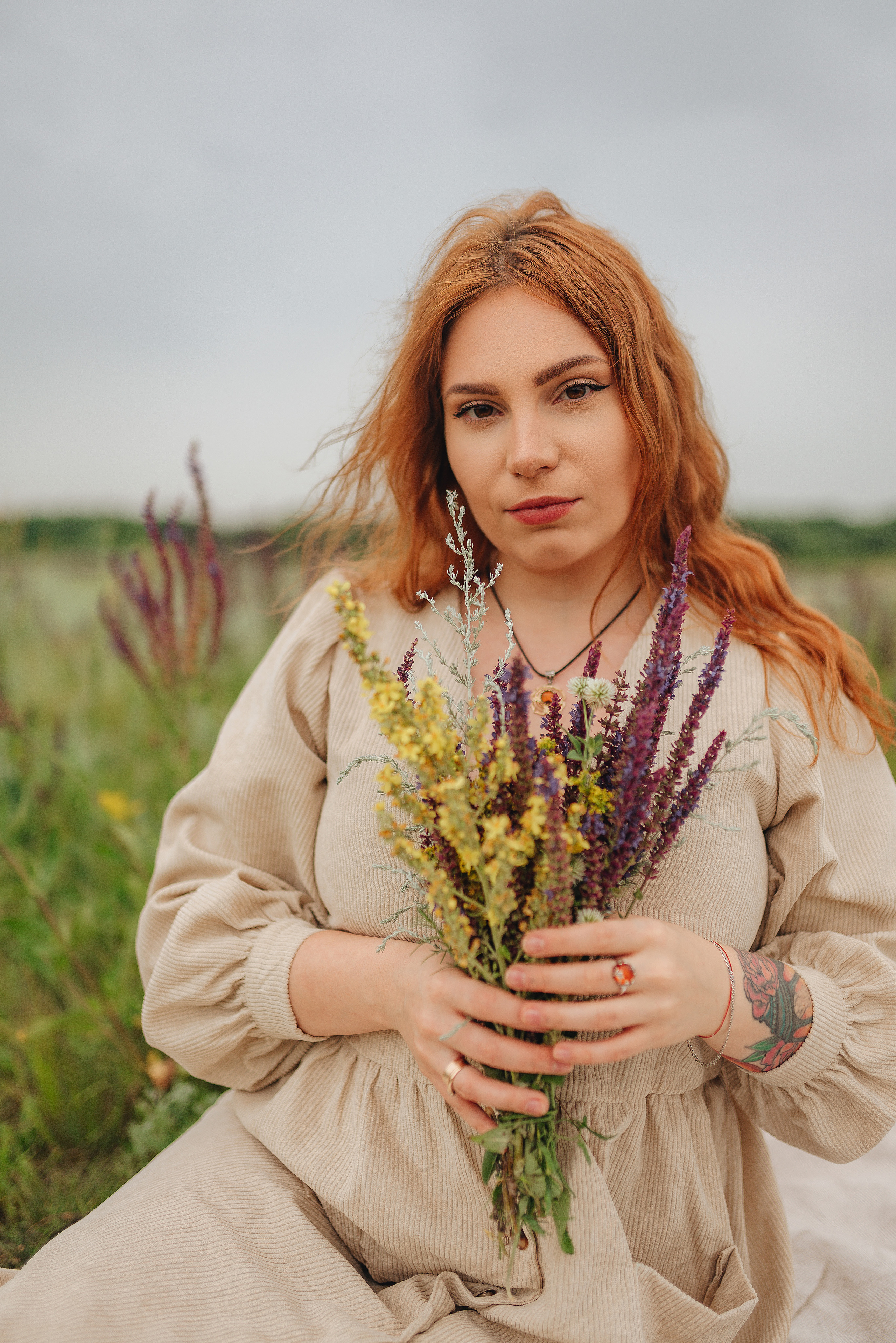 Надежда | Съемка в поле. Фотограф Карина Шмулёва. Воронеж и область