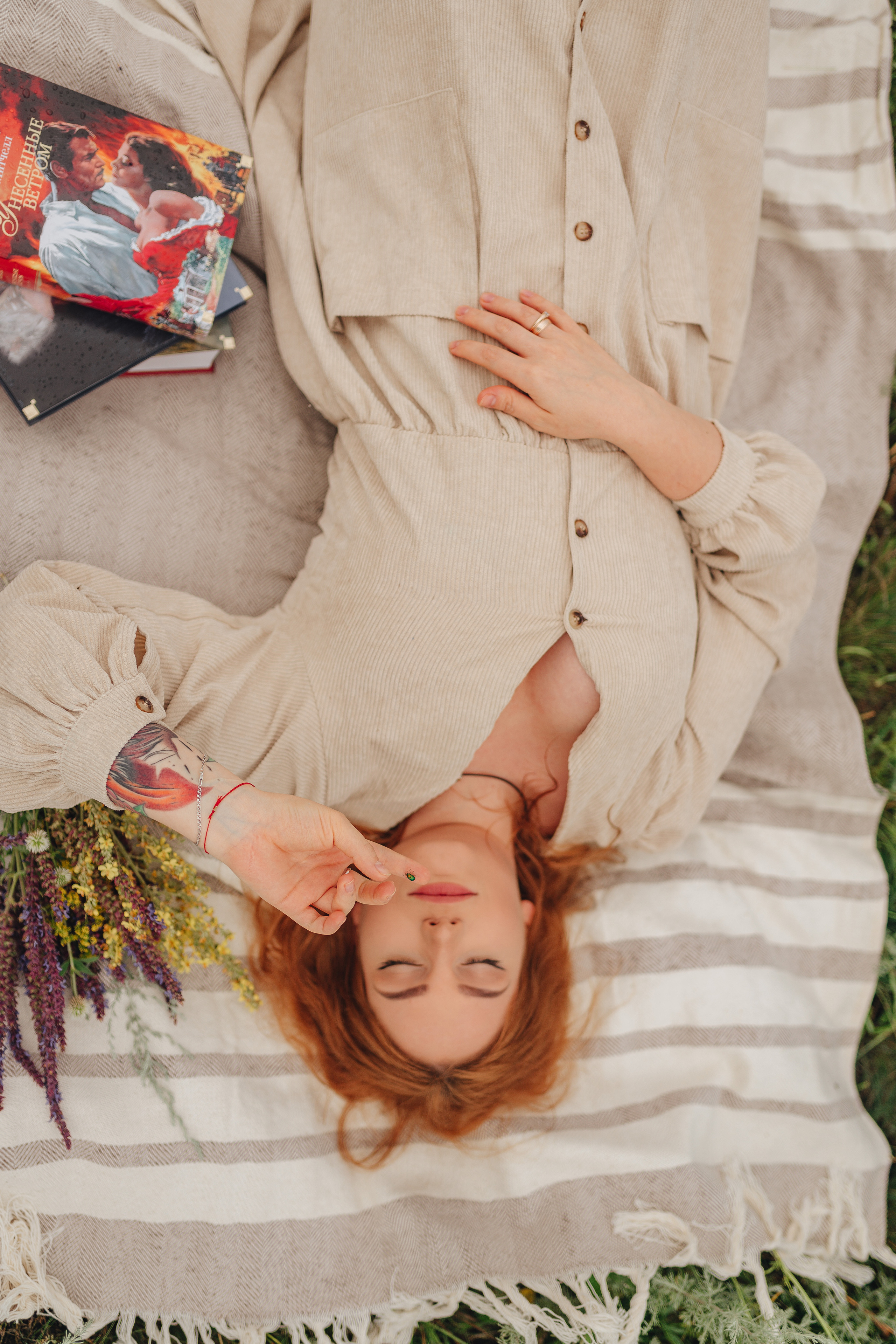 Надежда | Съемка в поле. Фотограф Карина Шмулёва. Воронеж и область