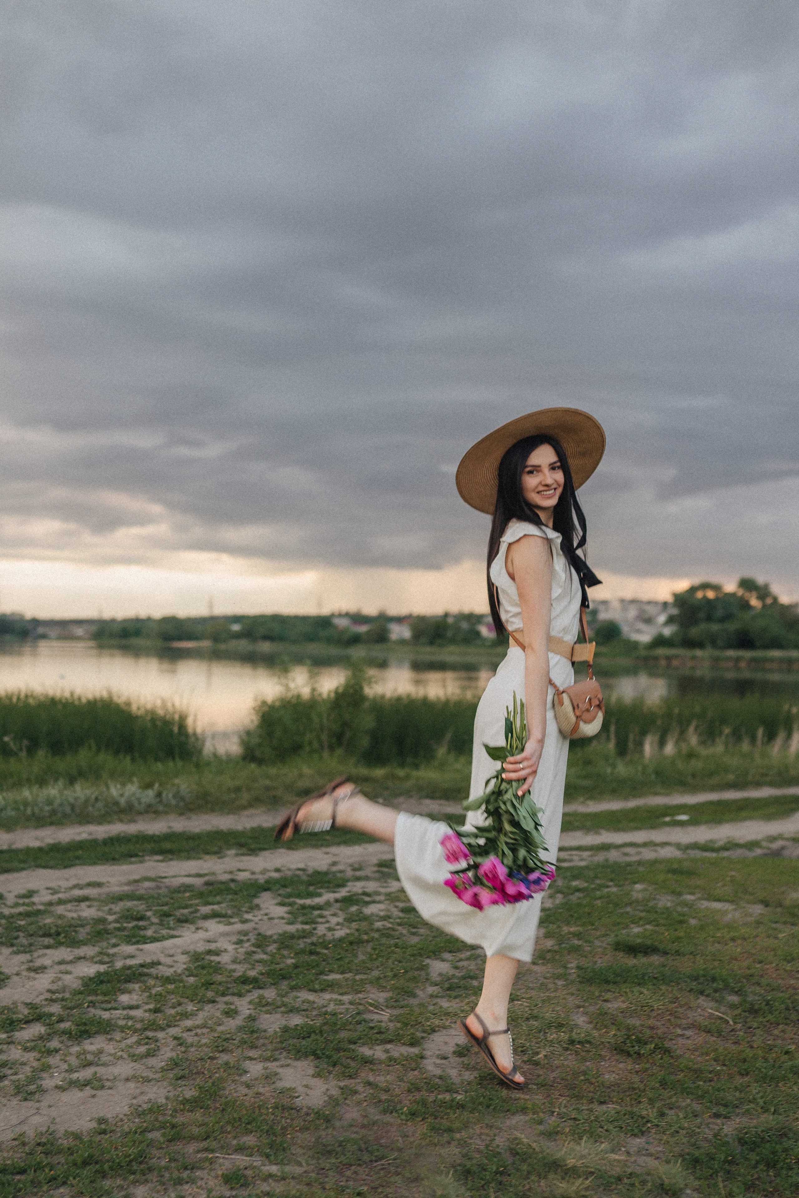 Татьяна | Съемка с пионами. Фотограф Карина Шмулёва. Воронеж и область