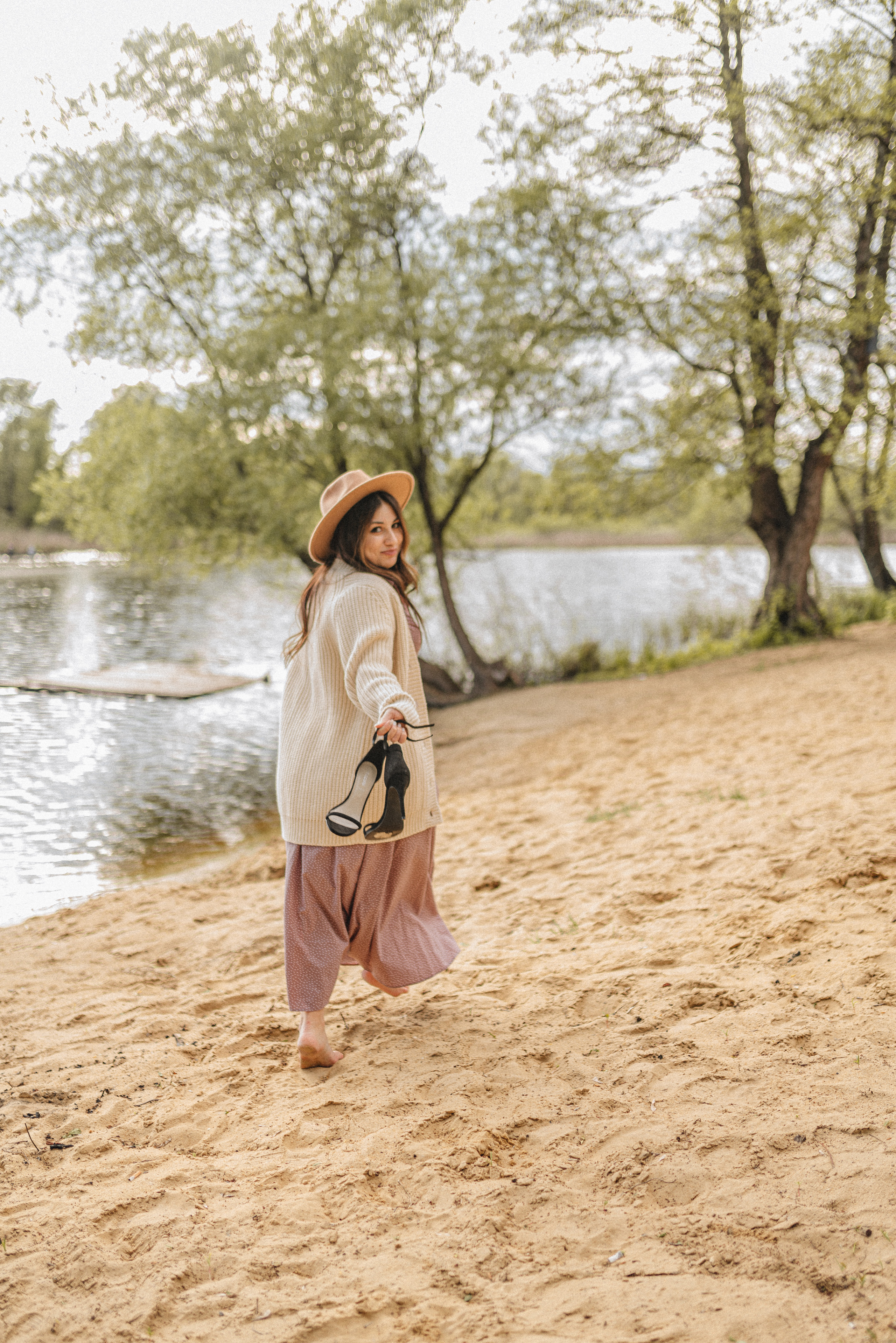 Рая | Весенняя съемка у озера. Фотограф Карина Шмулёва. Воронеж и область