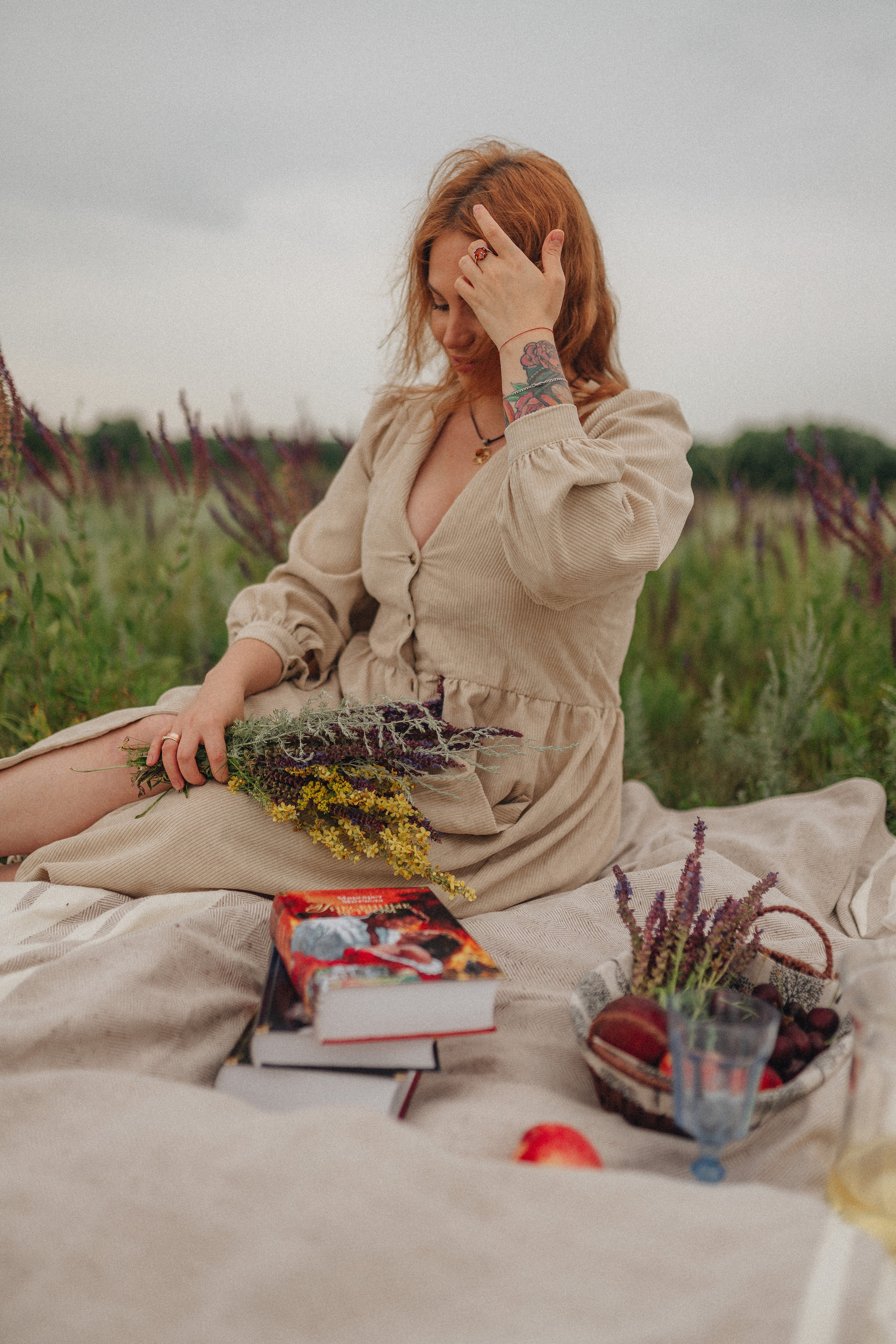 Надежда | Съемка в поле. Фотограф Карина Шмулёва. Воронеж и область