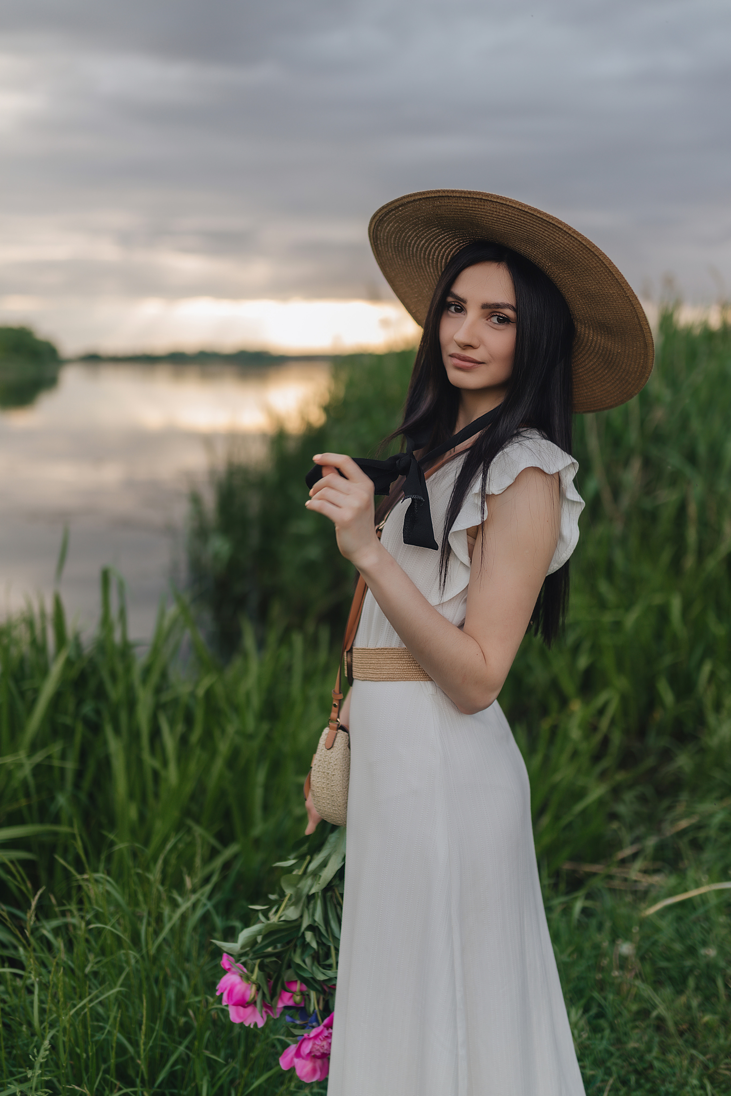 Татьяна | Съемка с пионами. Фотограф Карина Шмулёва. Воронеж и область