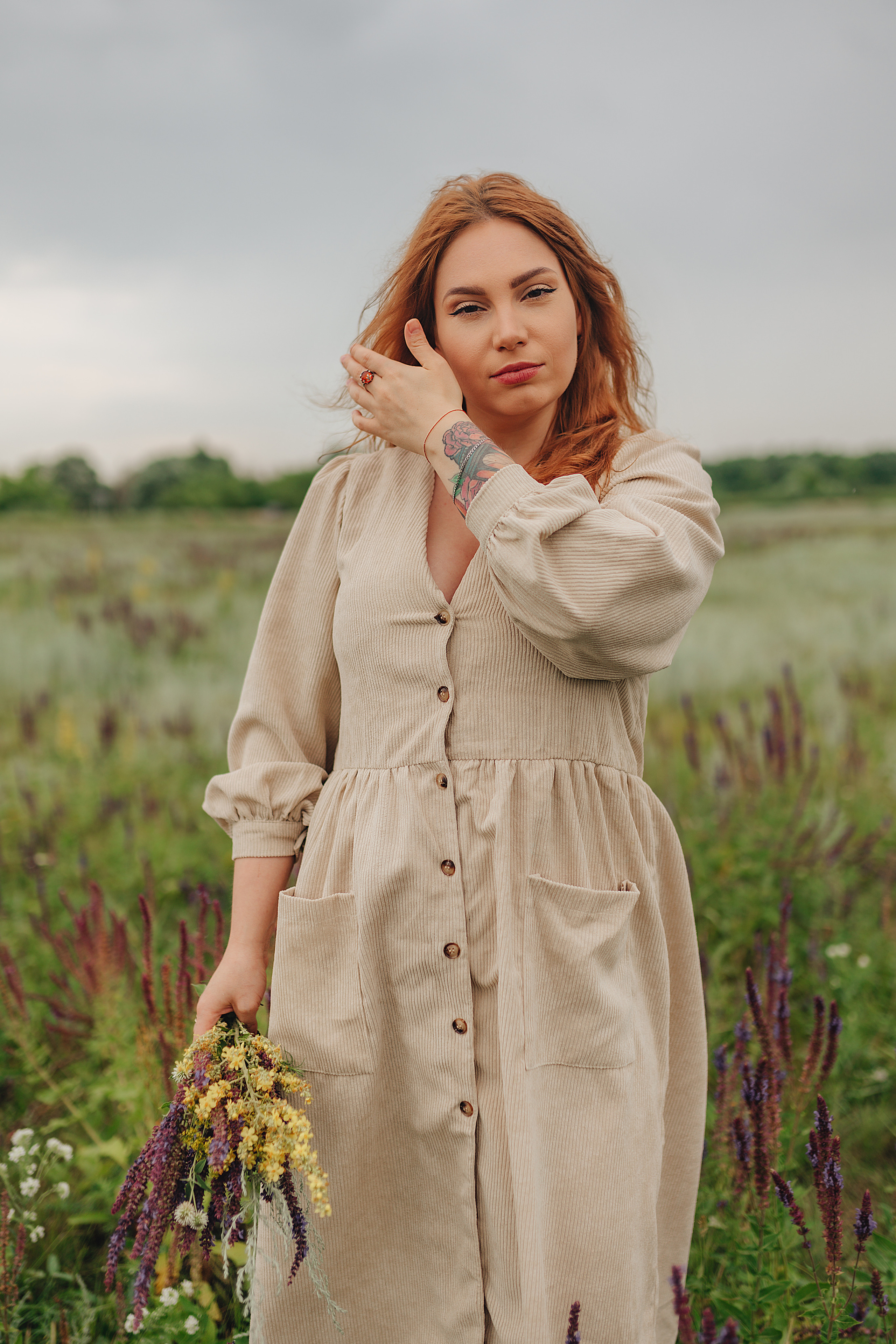 Надежда | Съемка в поле. Фотограф Карина Шмулёва. Воронеж и область