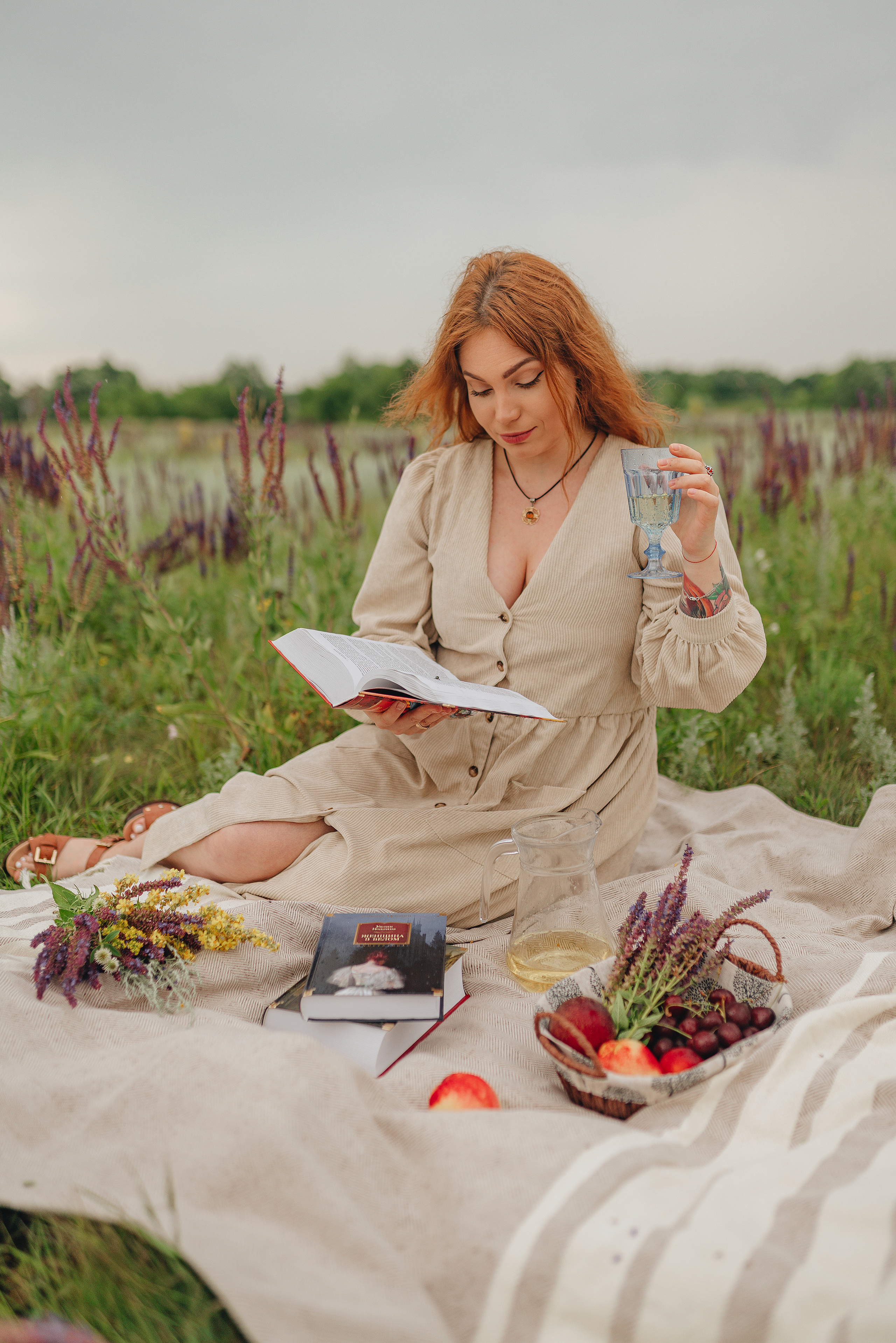 Надежда | Съемка в поле. Фотограф Карина Шмулёва. Воронеж и область