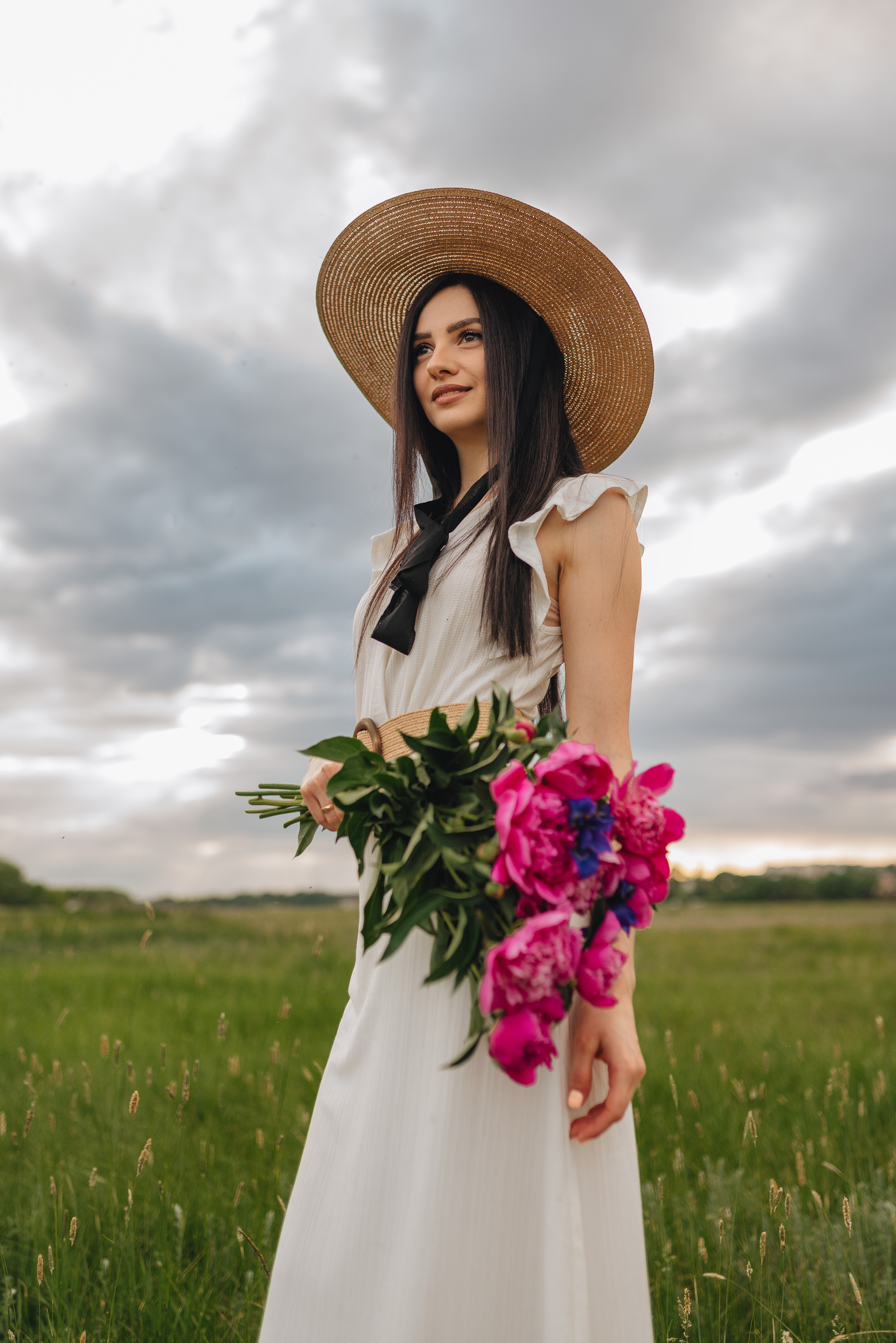 Татьяна | Съемка с пионами. Фотограф Карина Шмулёва. Воронеж и область