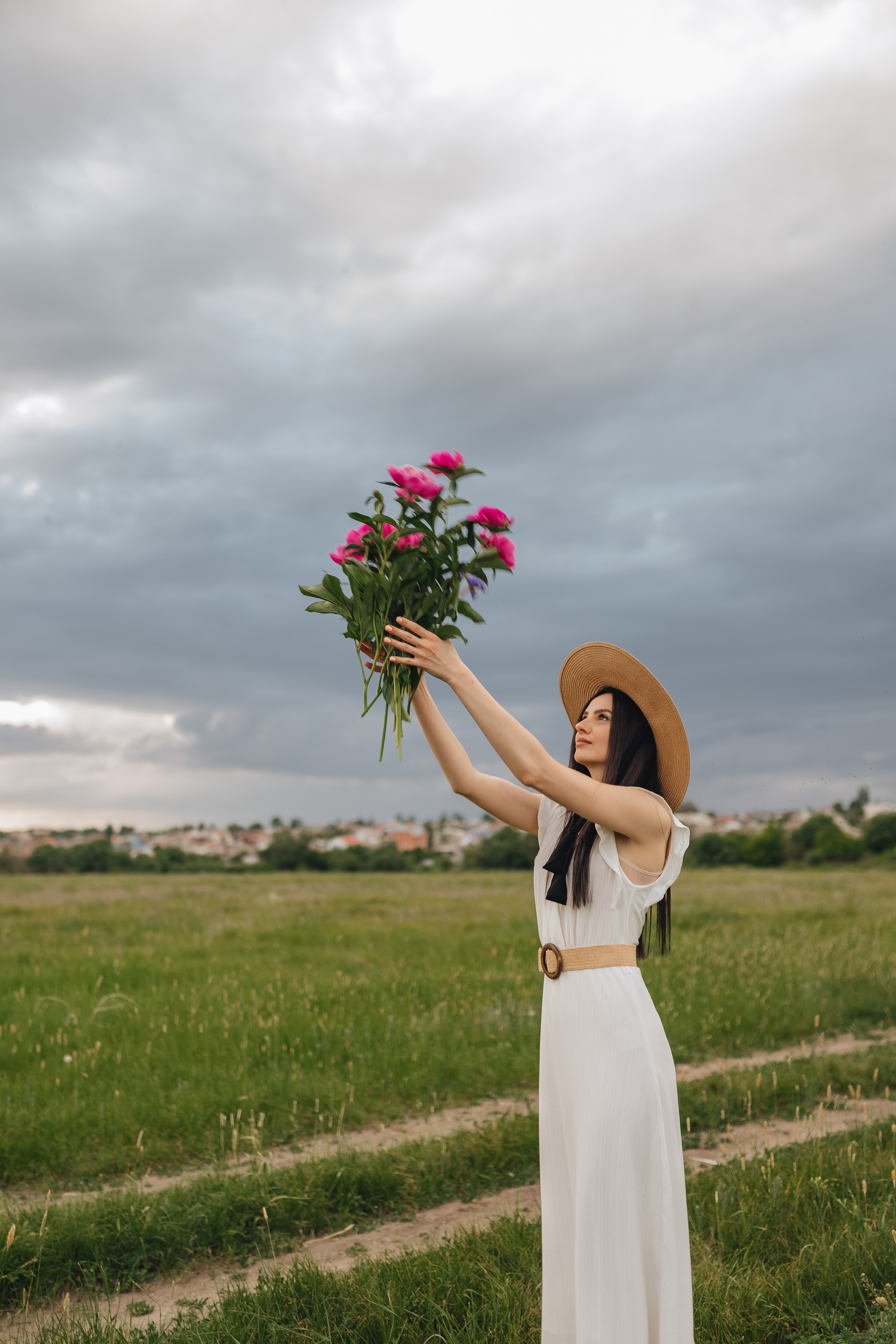 Татьяна | Съемка с пионами. Фотограф Карина Шмулёва. Воронеж и область
