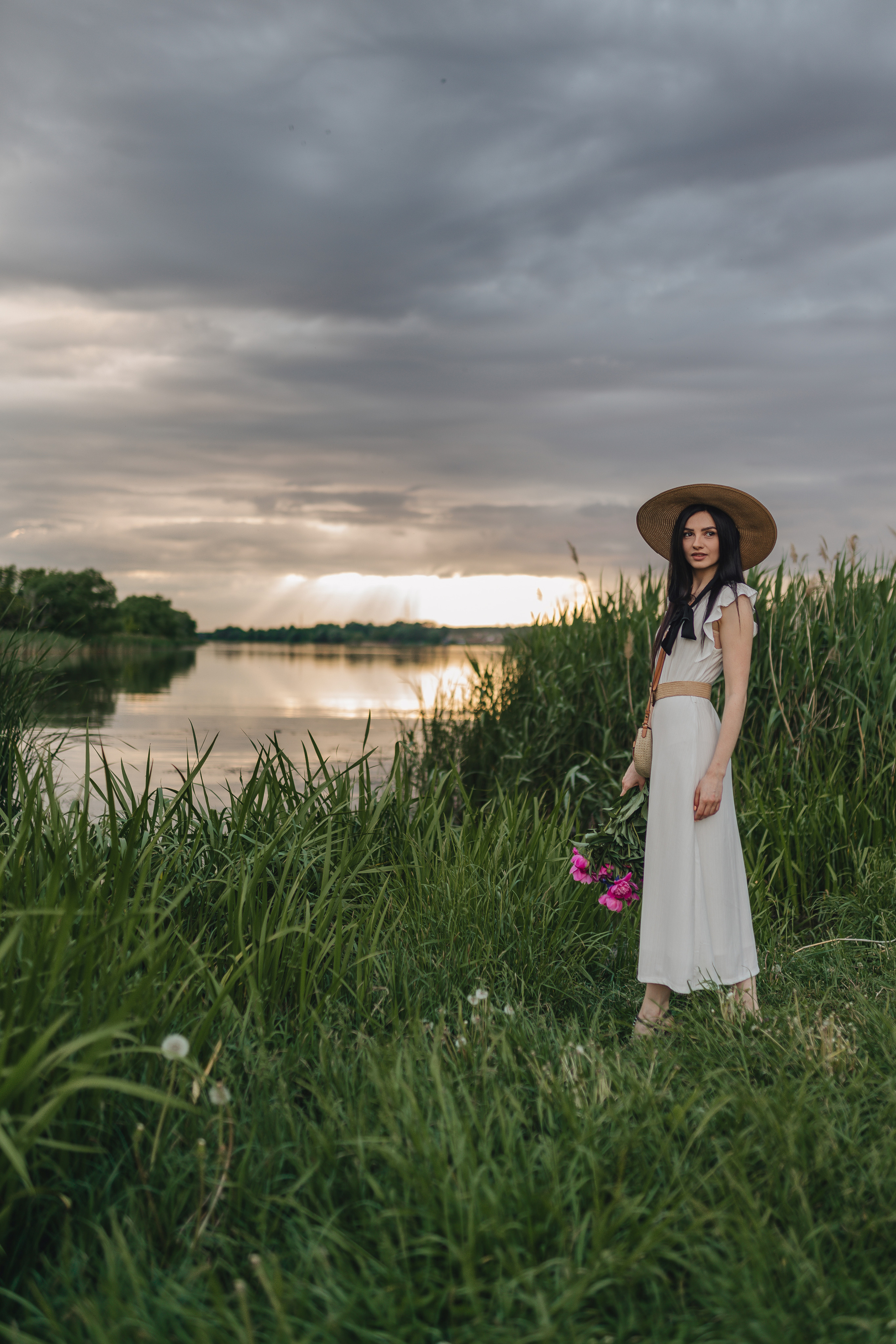 Татьяна | Съемка с пионами. Фотограф Карина Шмулёва. Воронеж и область