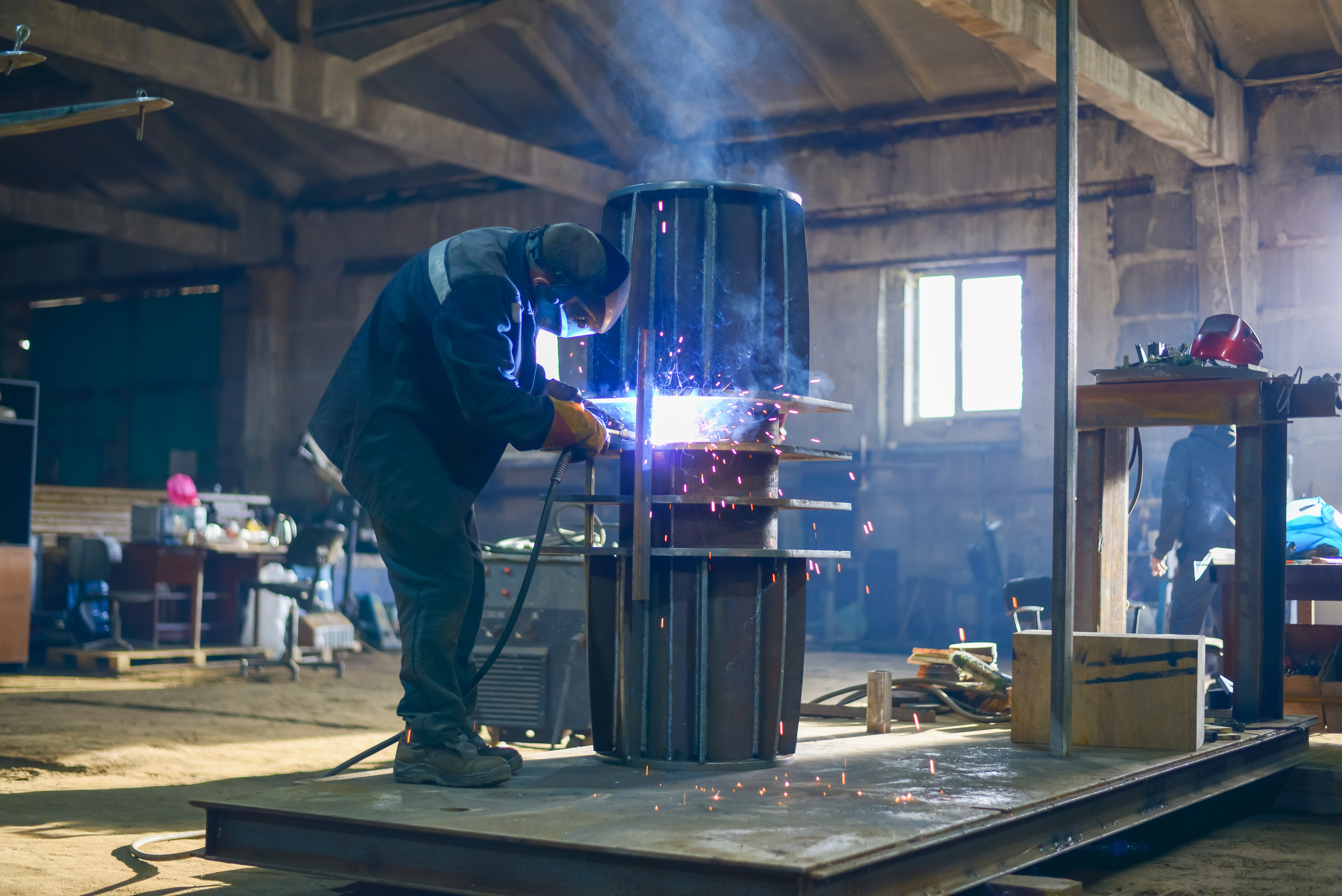 Тех обслуживание нерудных карьеров, строительство ангаров, промышленное строительство, токарные работы, ремонт установок, сеялок, грохотов,. Rystemys Picture