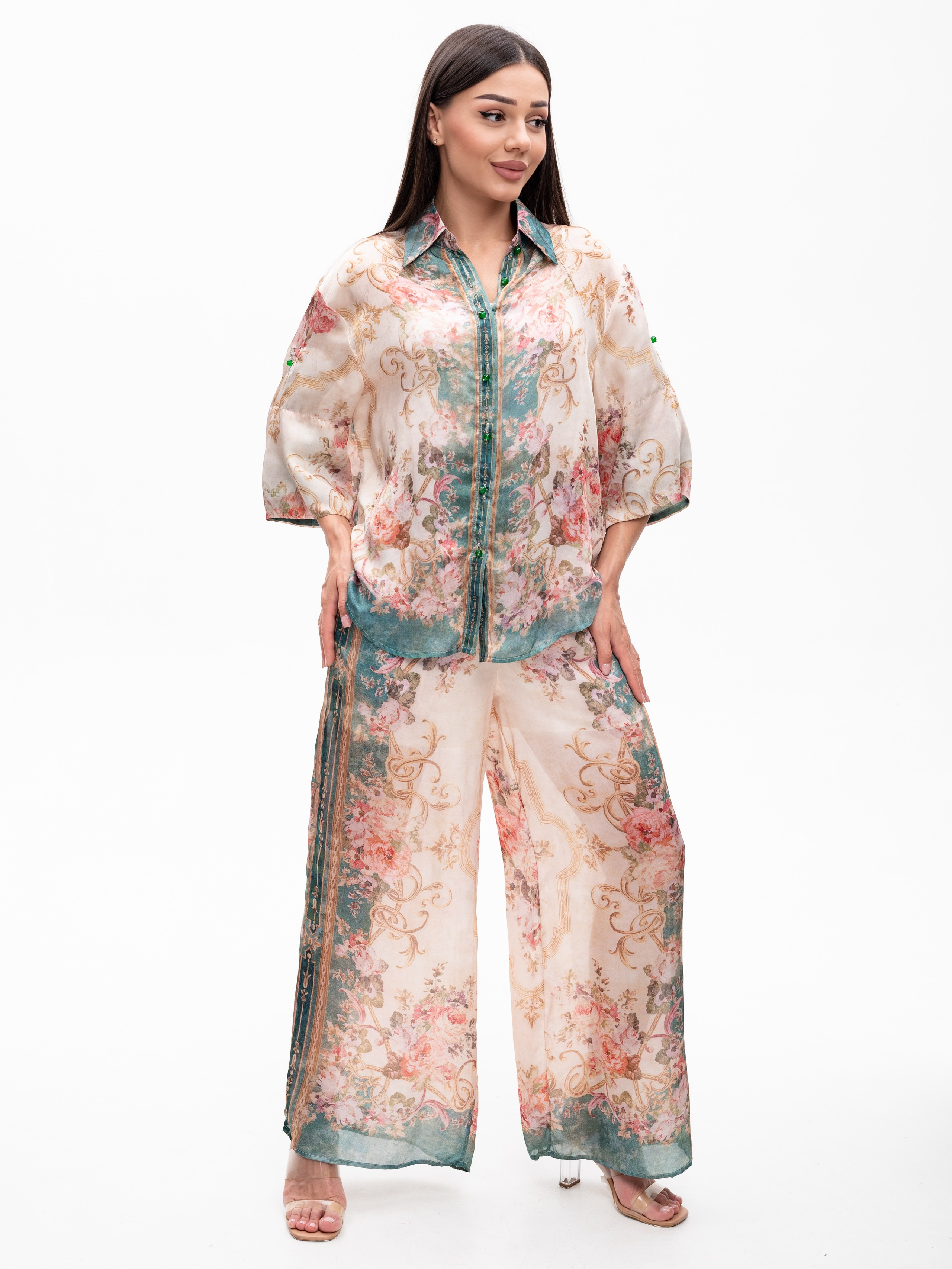 Костюмы и джемпера. Предметный фотограф, фото для маркетплейсов Пятигорск, КМВ