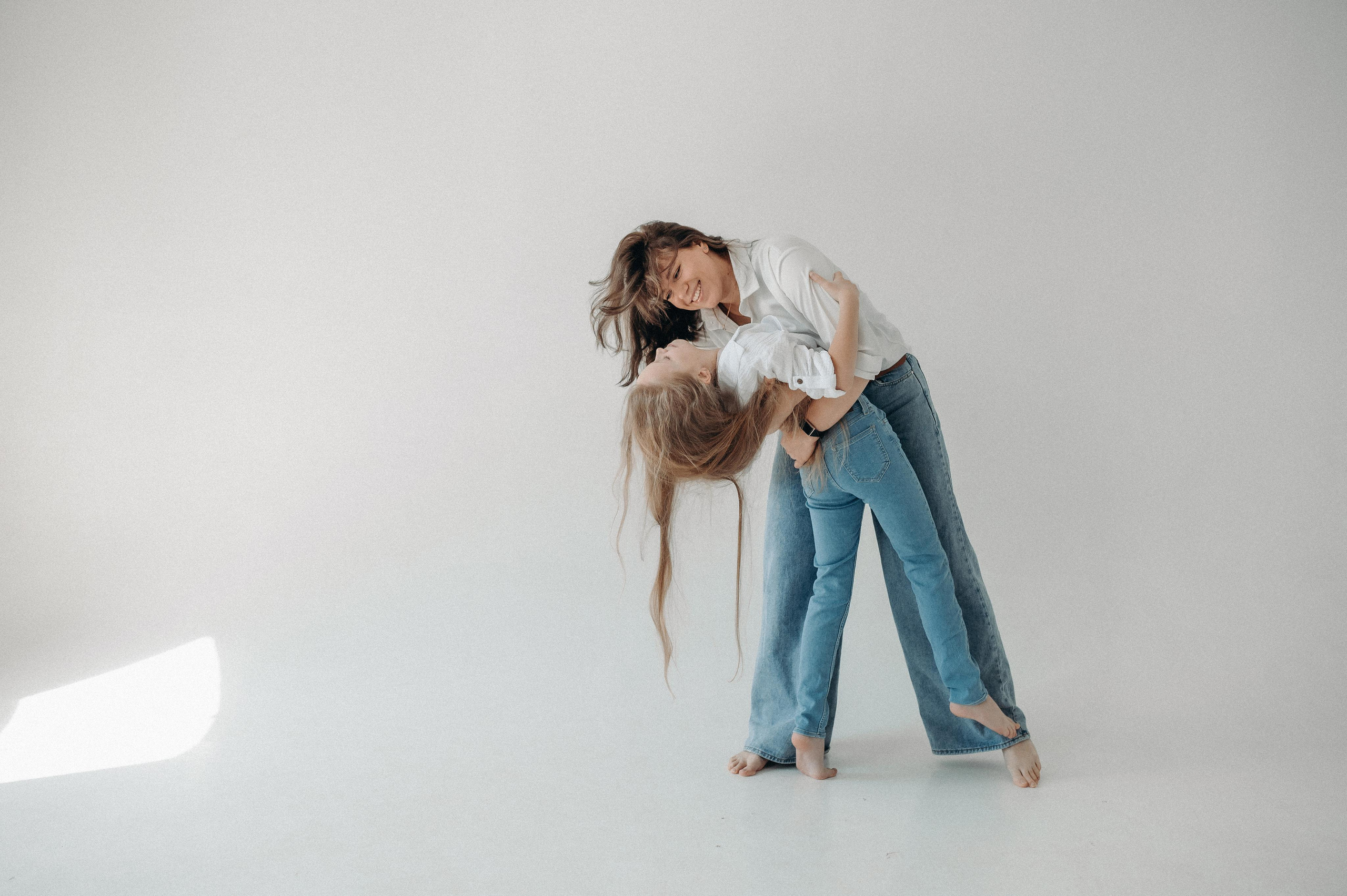 Юля и Илария. Главная