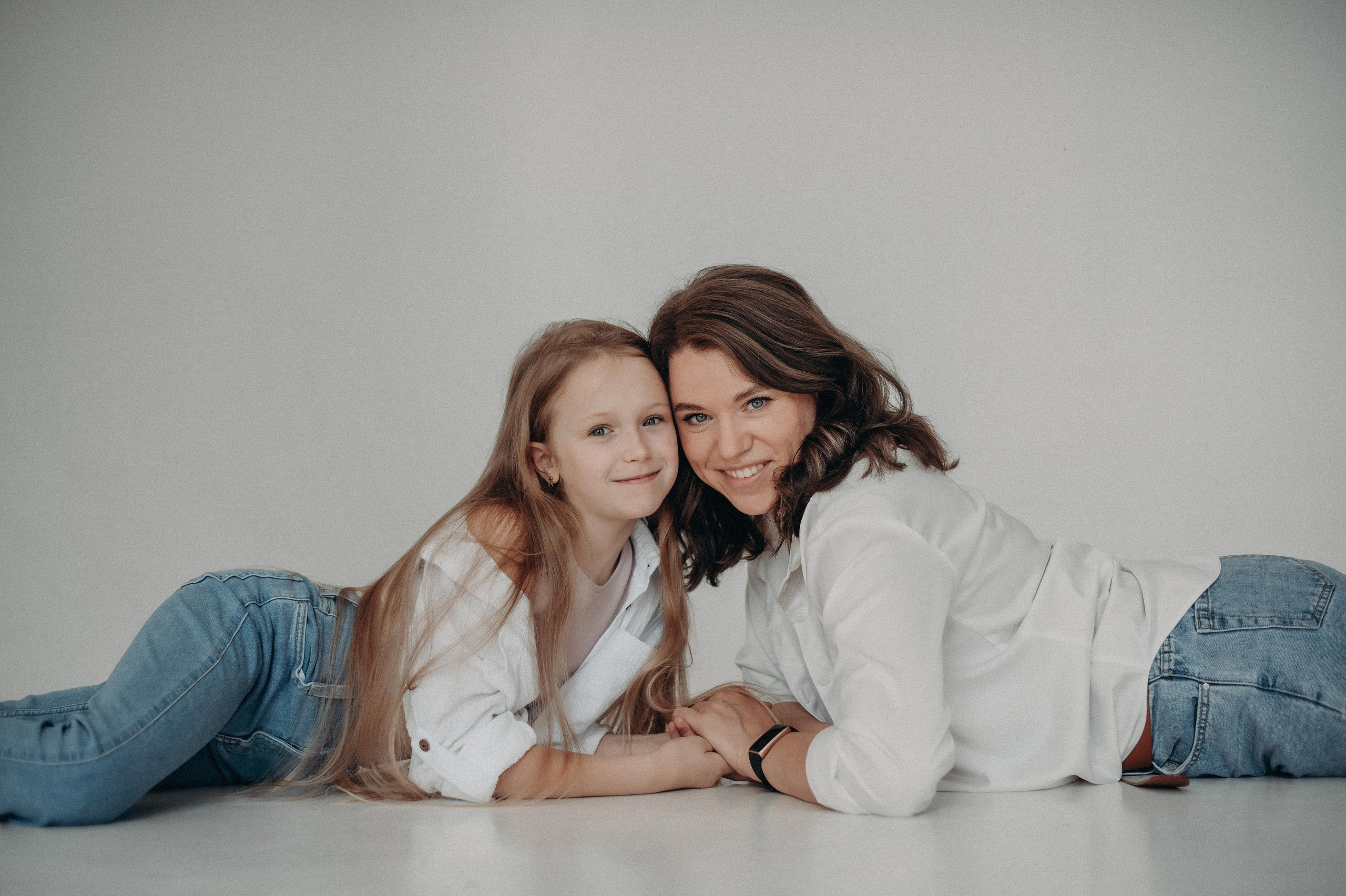 Юля и Илария. Главная